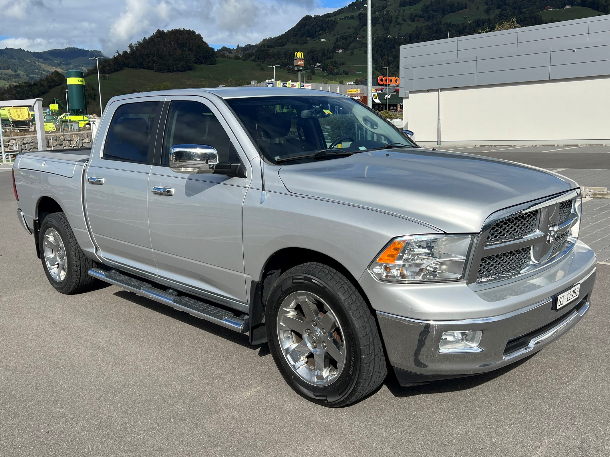 DODGE RAM 1500 Laramie