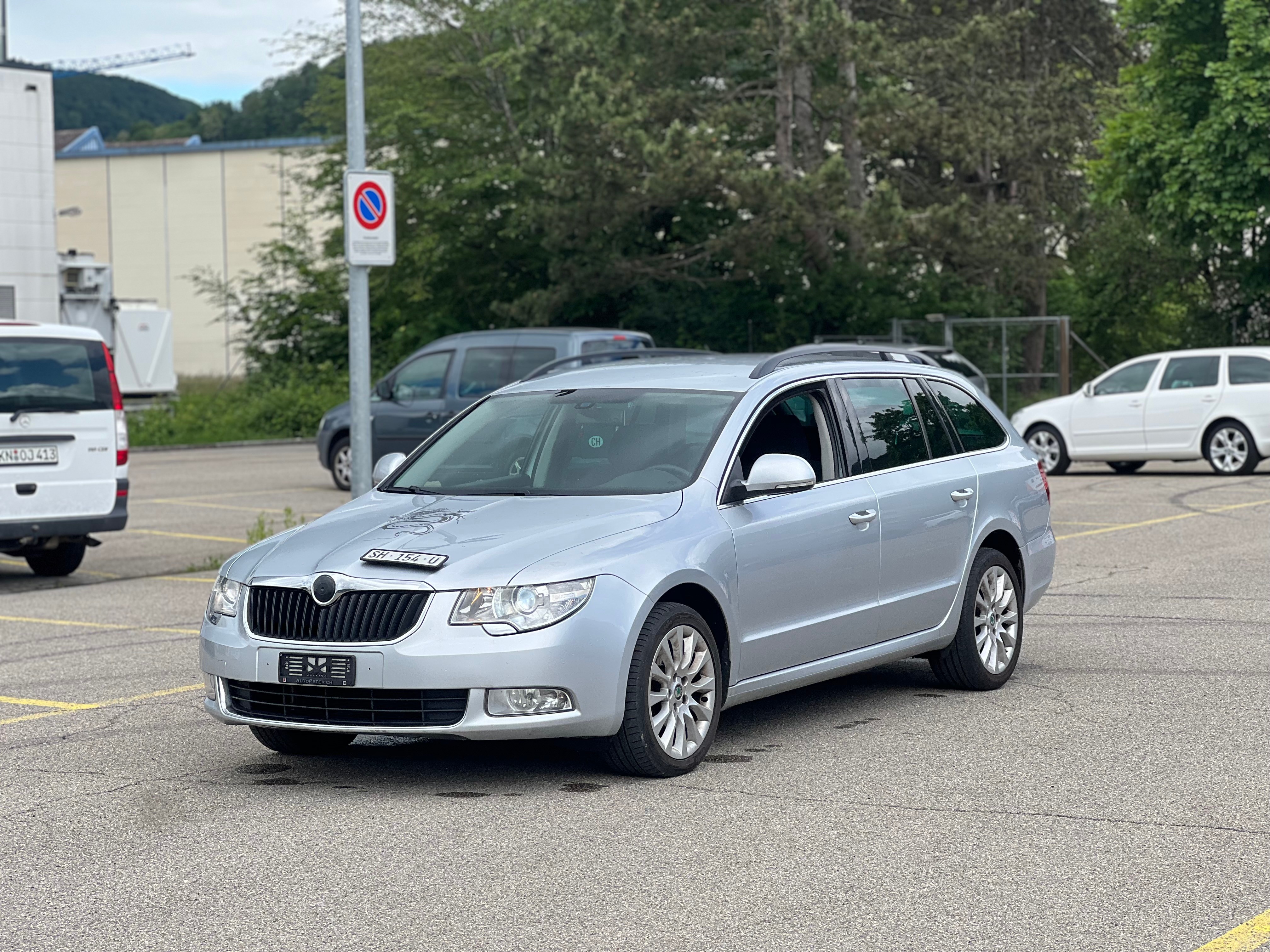 SKODA Superb 2.0 TDi Elegance DSG