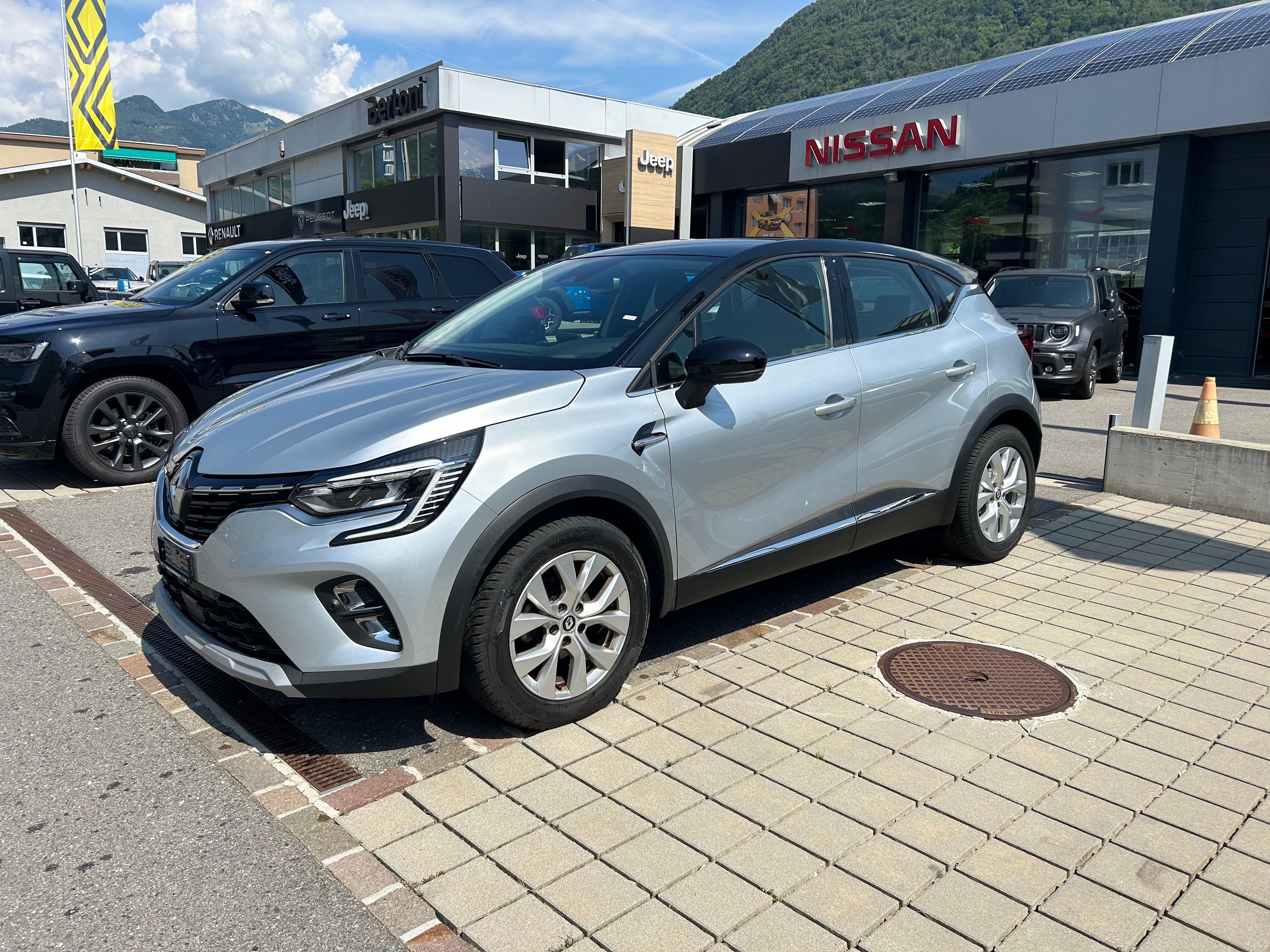 RENAULT Captur 1.3 TCe EDC Intens EDC