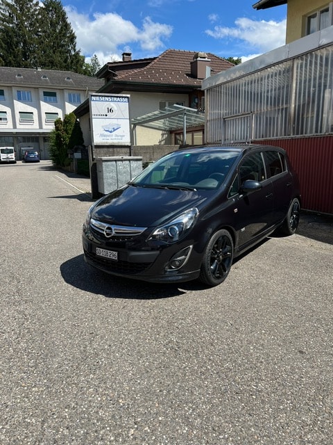 OPEL Corsa 1.4 TP Color Edition