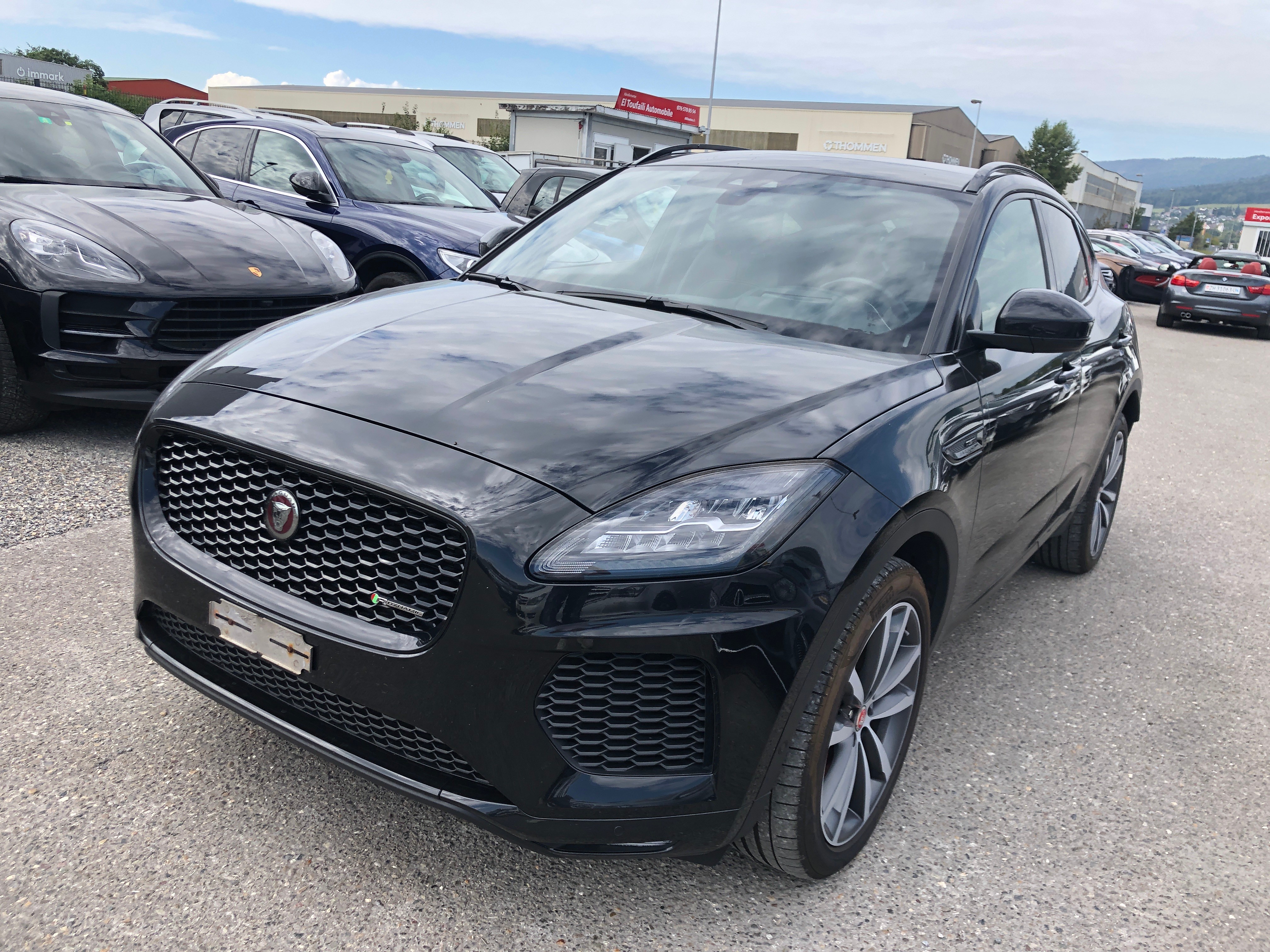 JAGUAR E-Pace 2.0d D180 R-DYNAMIC AWD Automatik