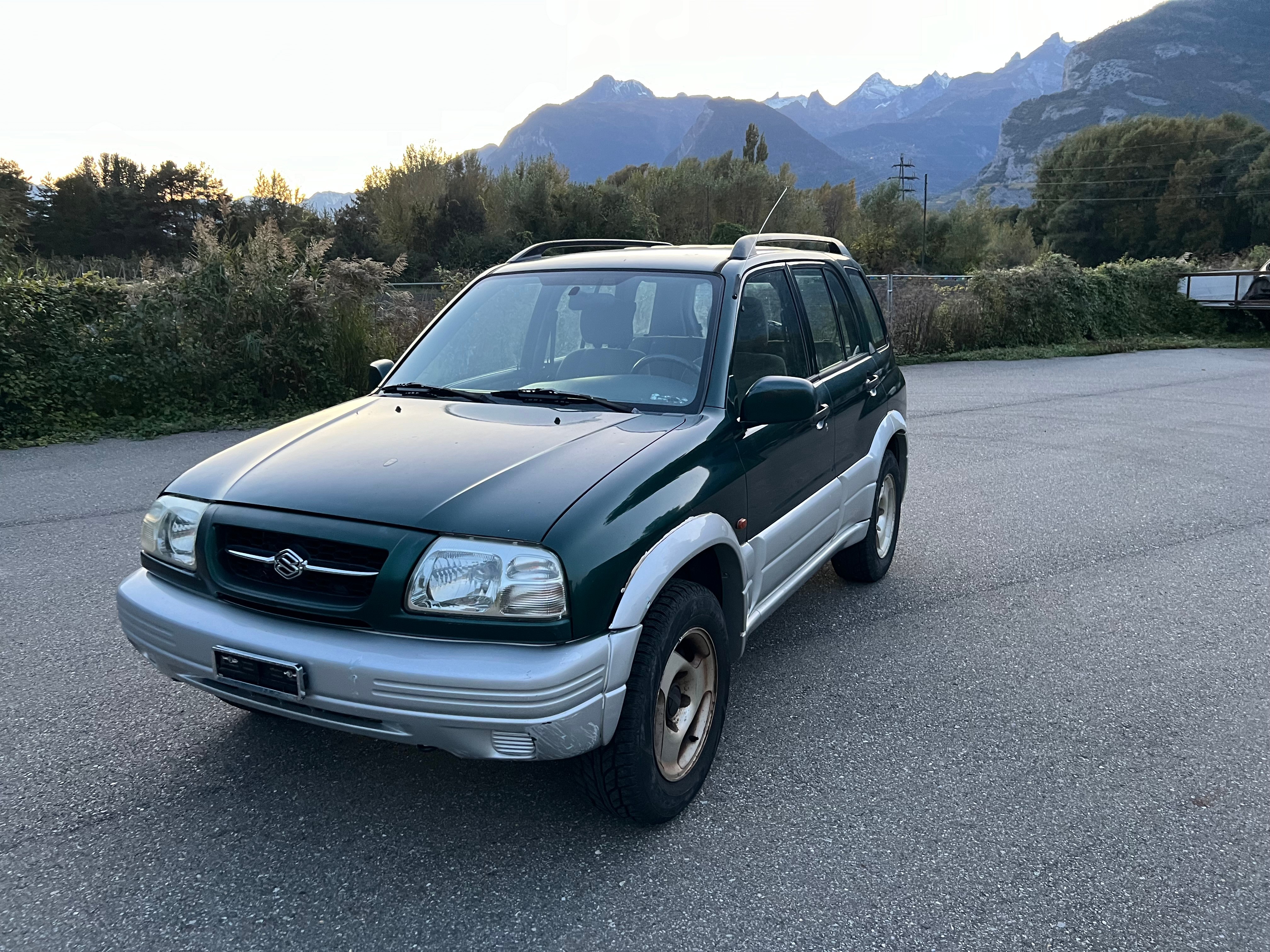 SUZUKI Grand Vitara 2.5 24V