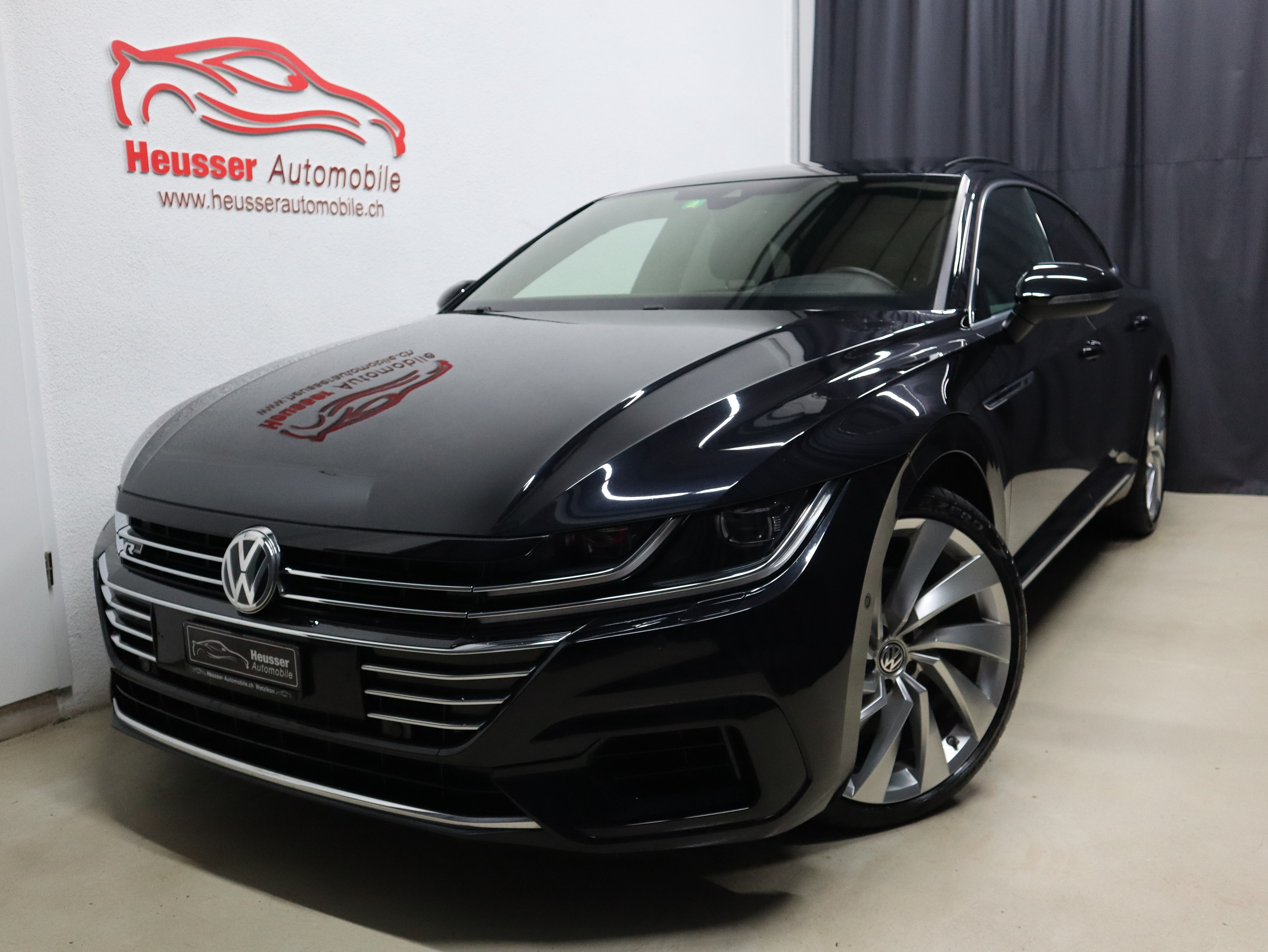 VW Arteon 2.0 TSI BMT R-Line 4Motion DSG - Panorama - Virtual Cockpit - Kamera - 272 PS