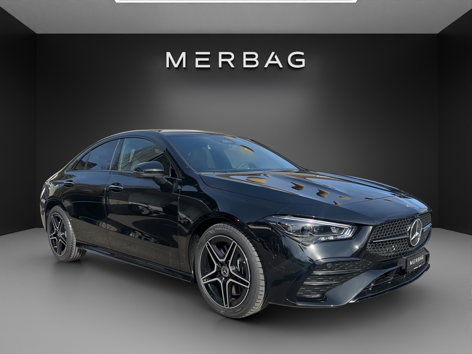 MERCEDES-BENZ CLA 250 4Matic 8G-DCT