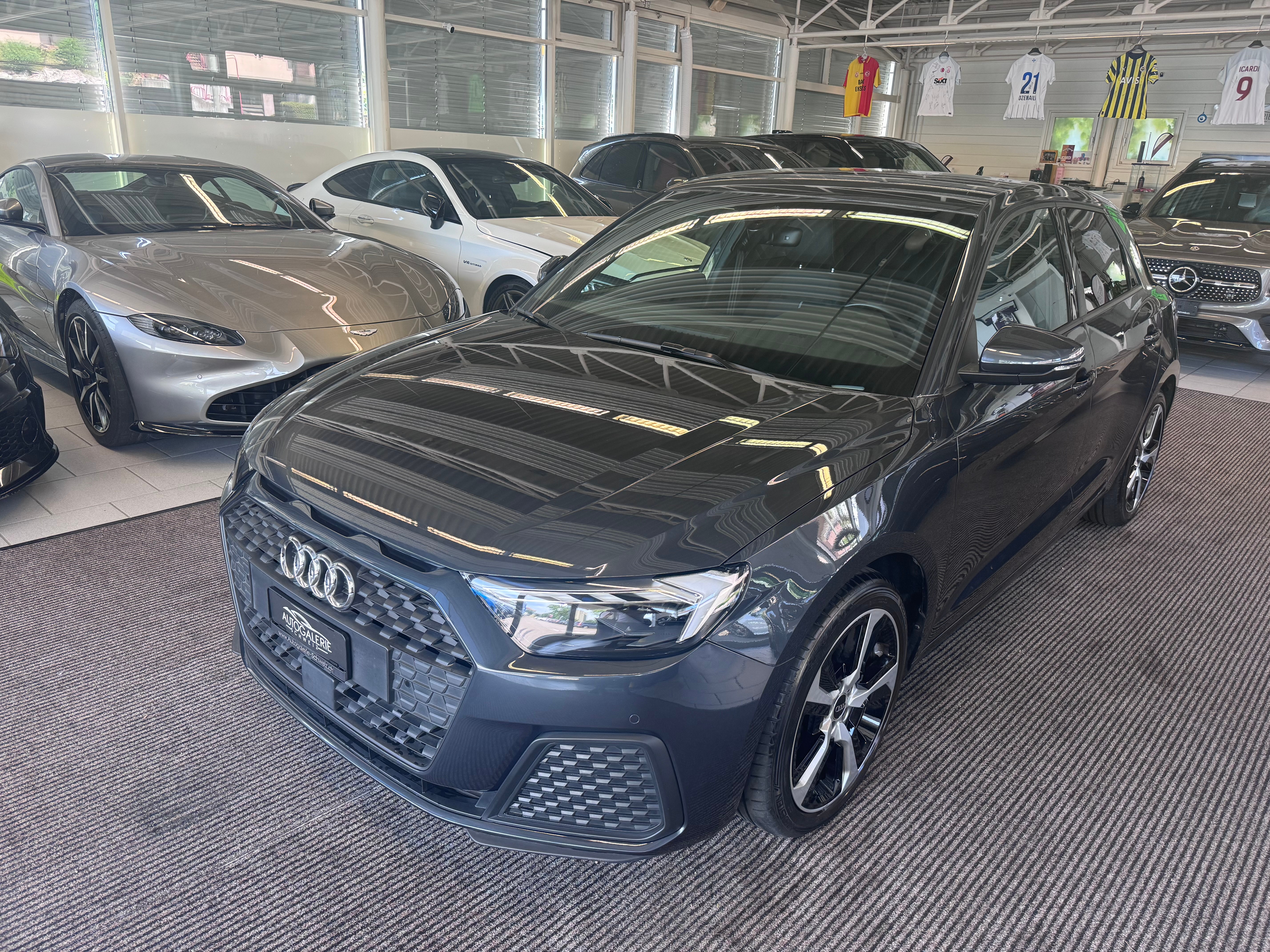 AUDI A1 Sportback 30 TFSI Attraction | CH Fahrzeug | Garantie | Gratis Service | TOP |