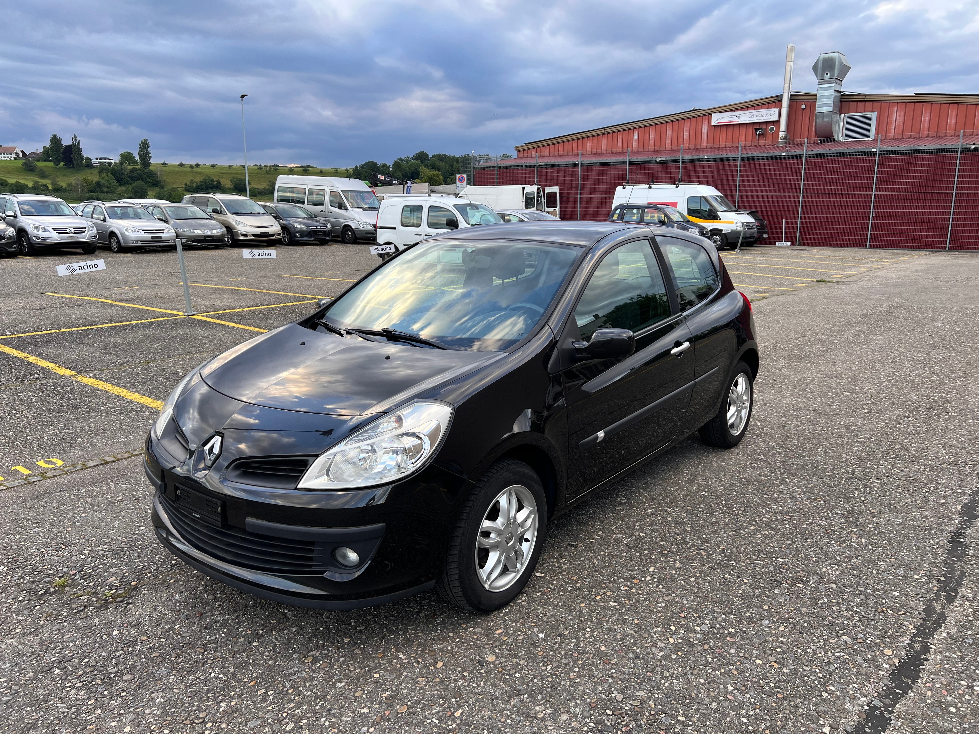 RENAULT Clio 1.2 16V Turbo Dynamique