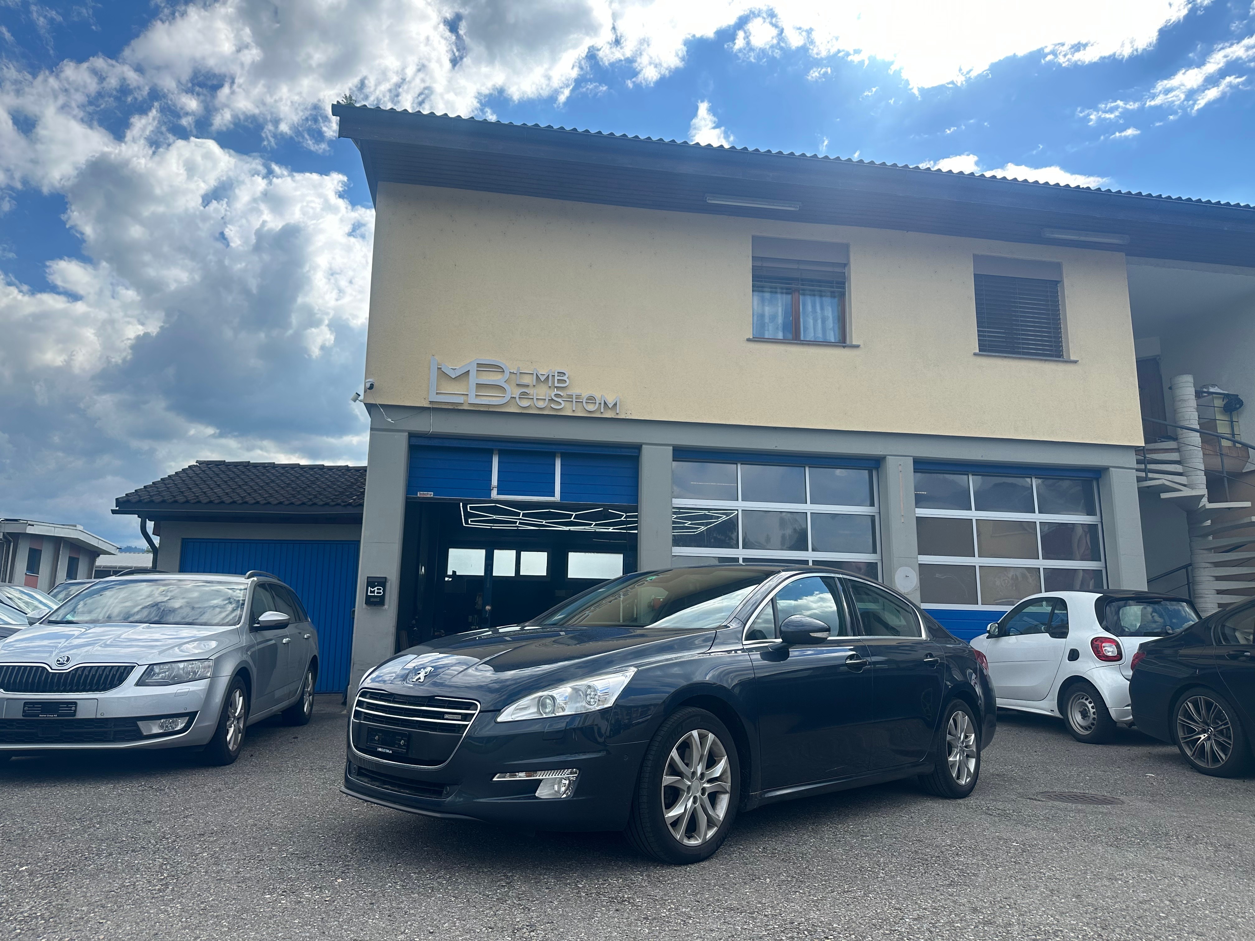 PEUGEOT 508 RXH 2.0 HDI Hybrid4 EGS6