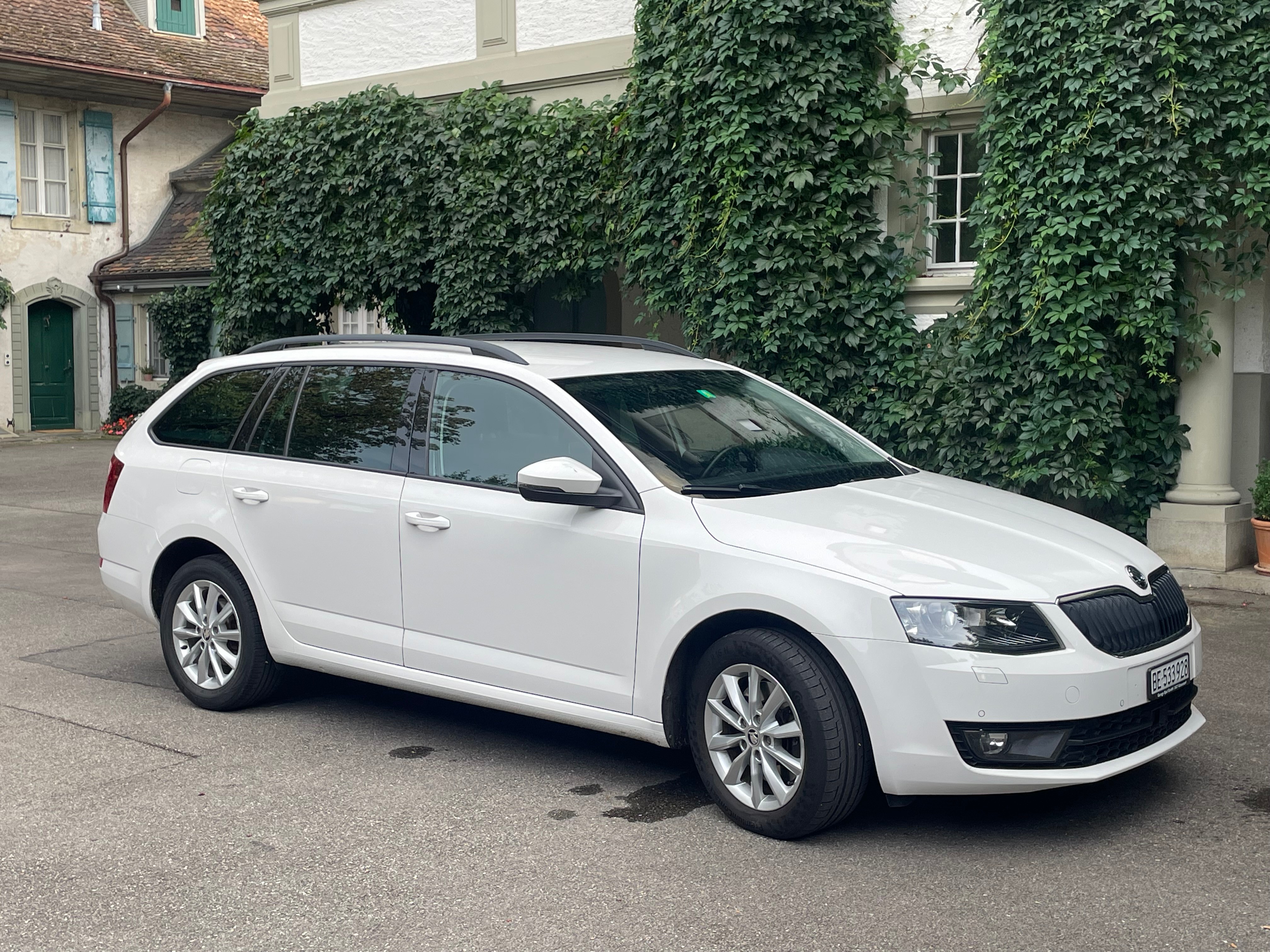 SKODA Octavia Combi 2.0 TDI Ambition 4x4 DSG