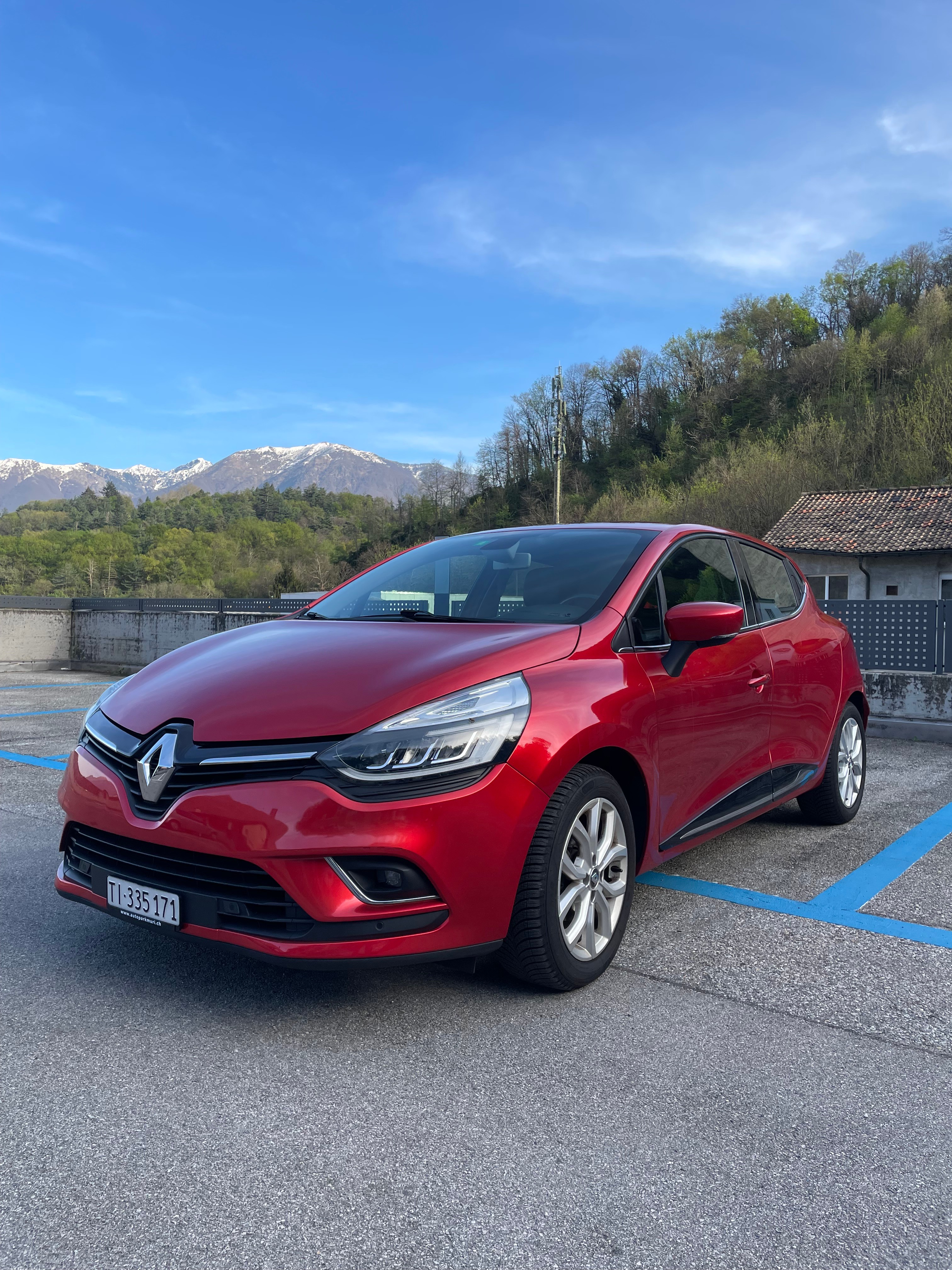 RENAULT Clio 0.9 12V Intens