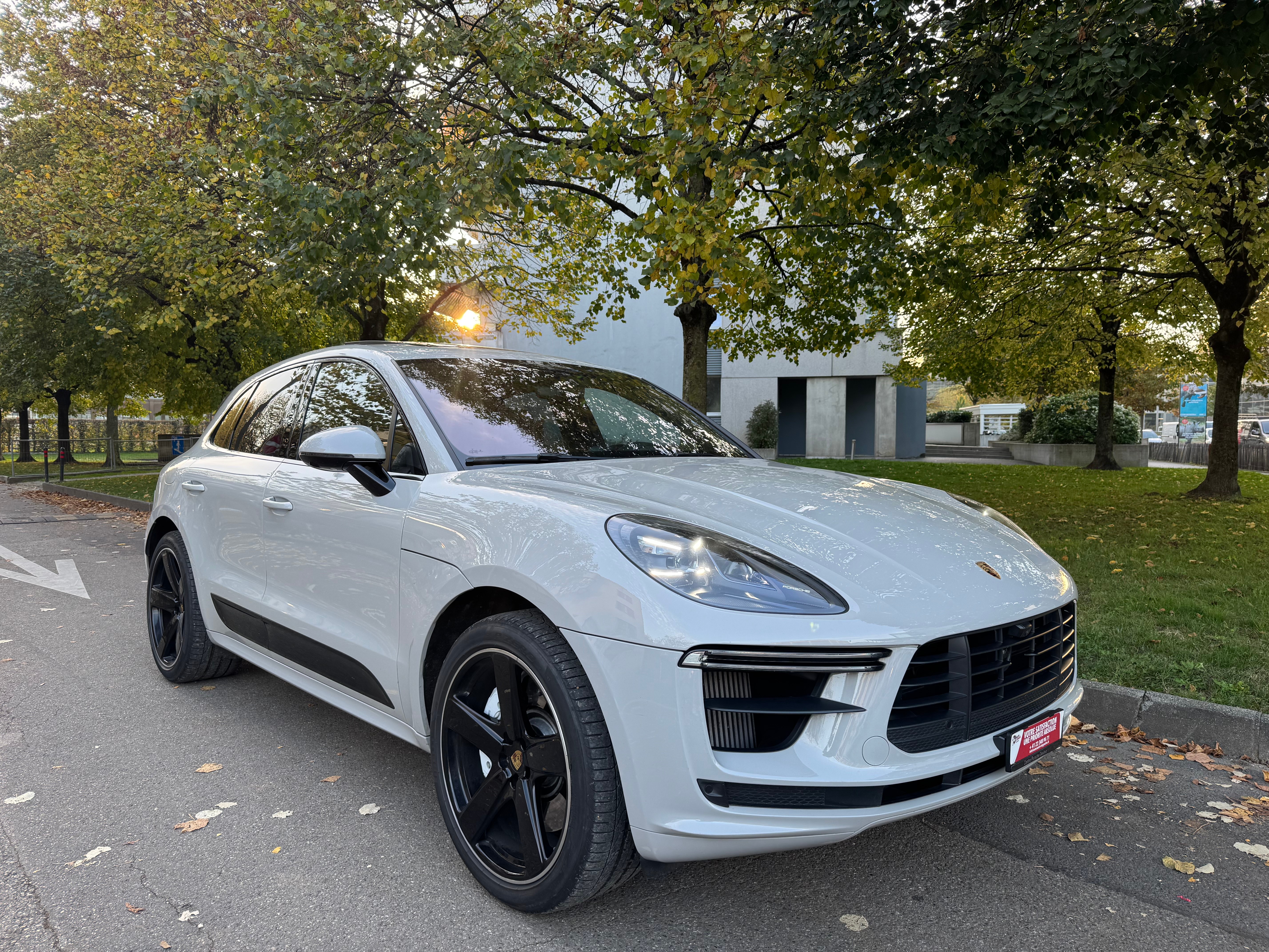 PORSCHE Macan Turbo PDK