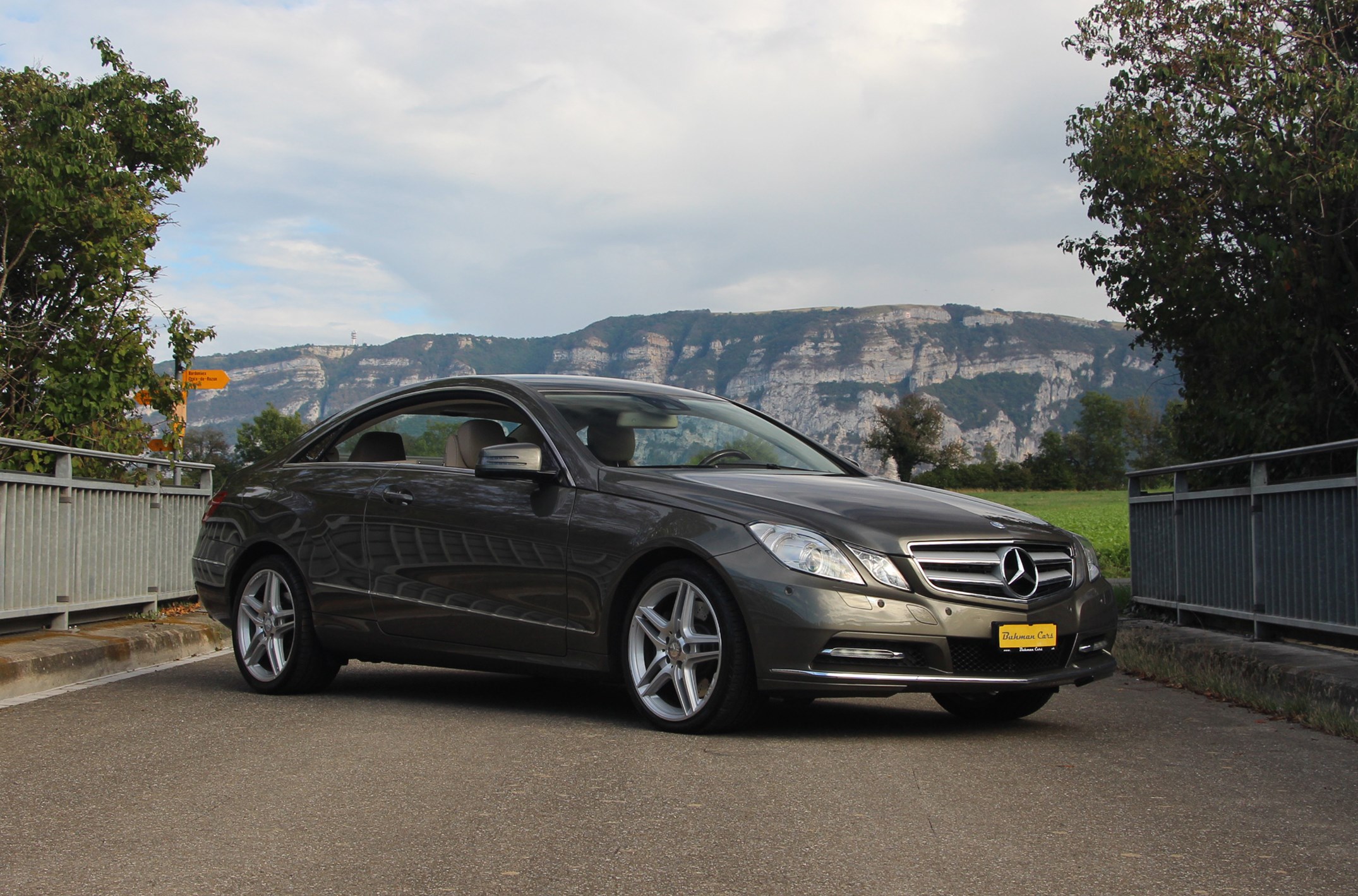 MERCEDES-BENZ E 500 7G-Tronic