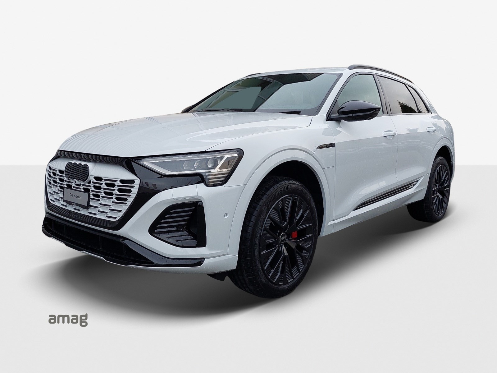 AUDI Q8 55 e-tron Black Edition quattro