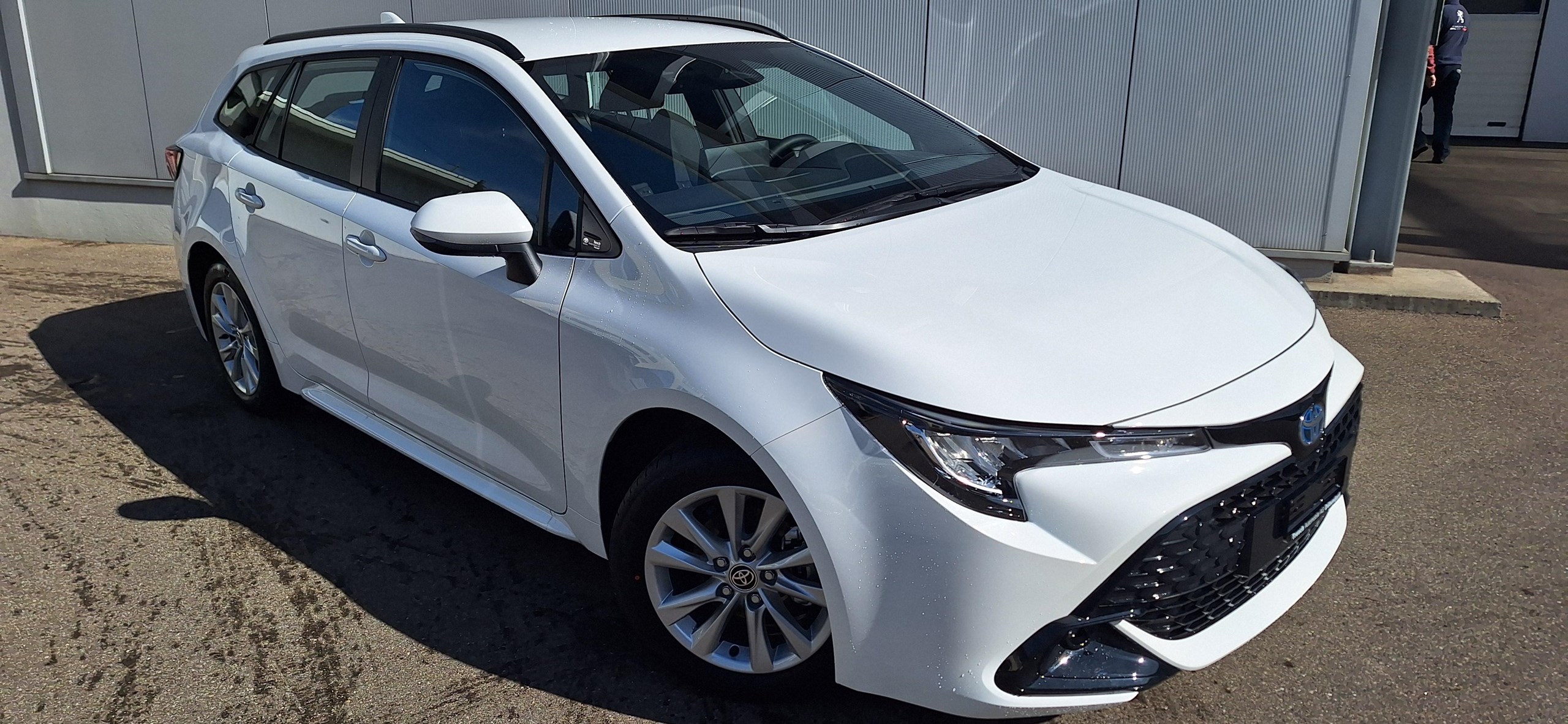 TOYOTA Corolla Touring Sports 1.8 HSD Comfort