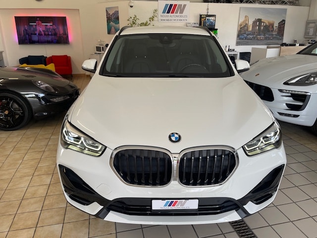 BMW X1 sDrive 18i Sport Line