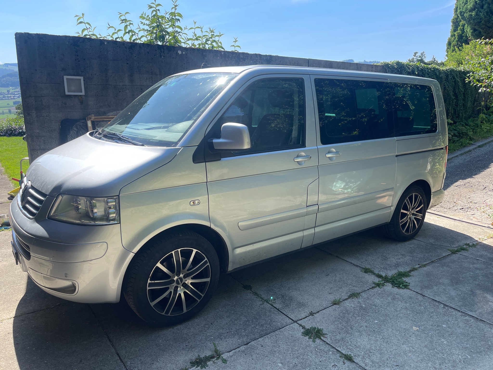 VW T5 Multivan Highline 2.5 TDI 4M