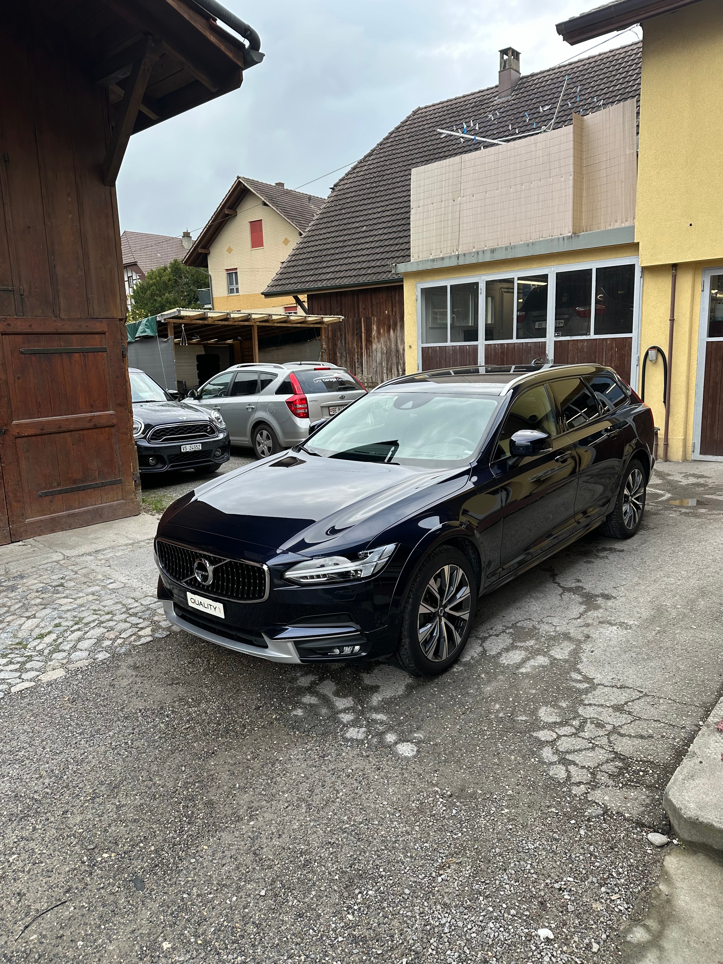 VOLVO V90 Cross Country D5 Pro AWD Geartronic Powerpulse