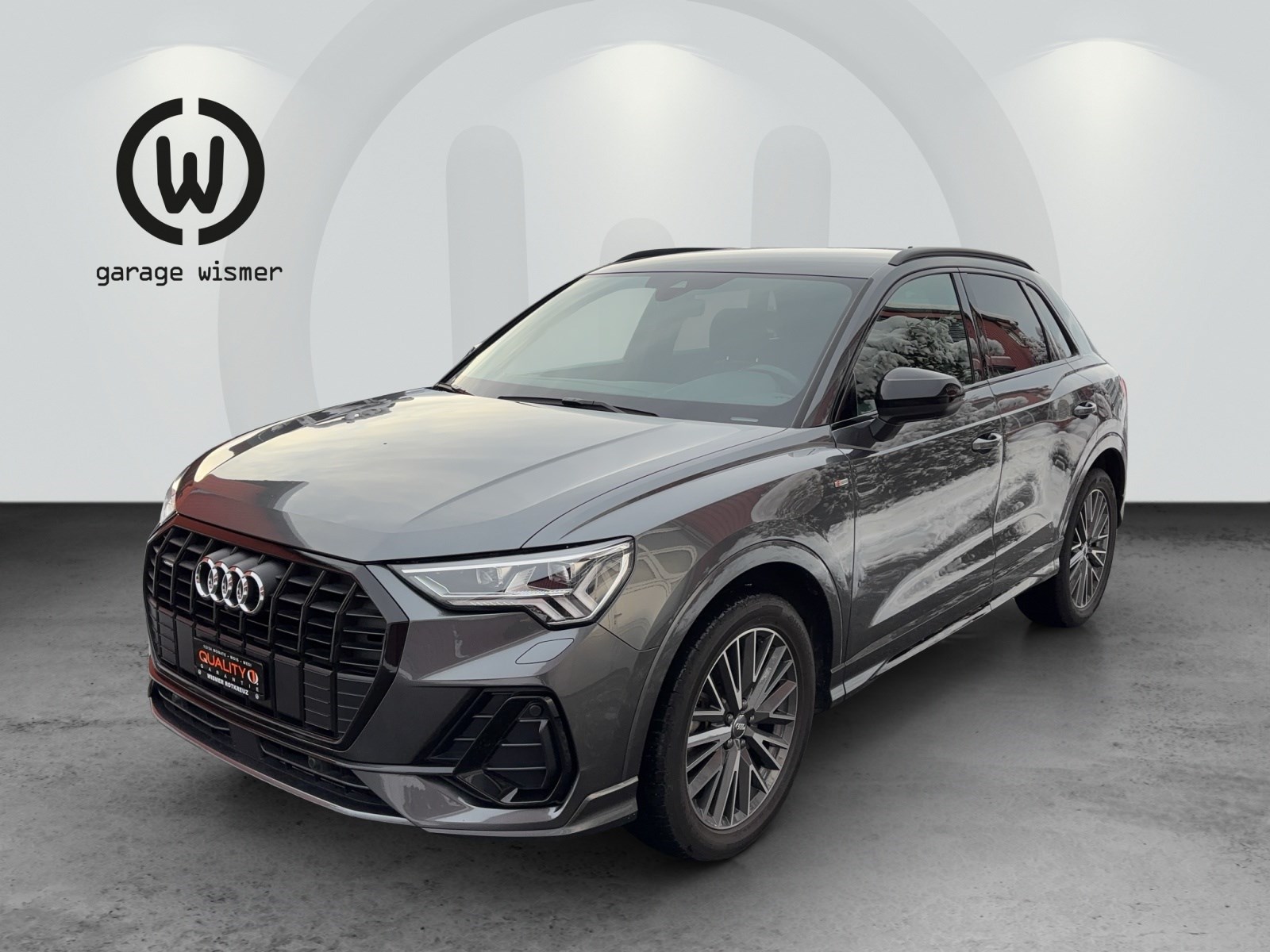 AUDI Q3 40 TFSI S line quattro S-tronic