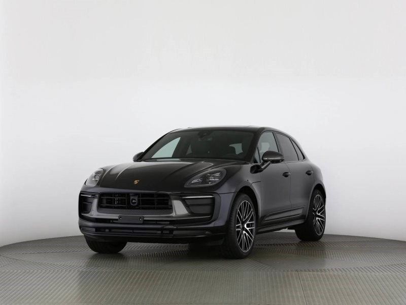 PORSCHE MACAN T