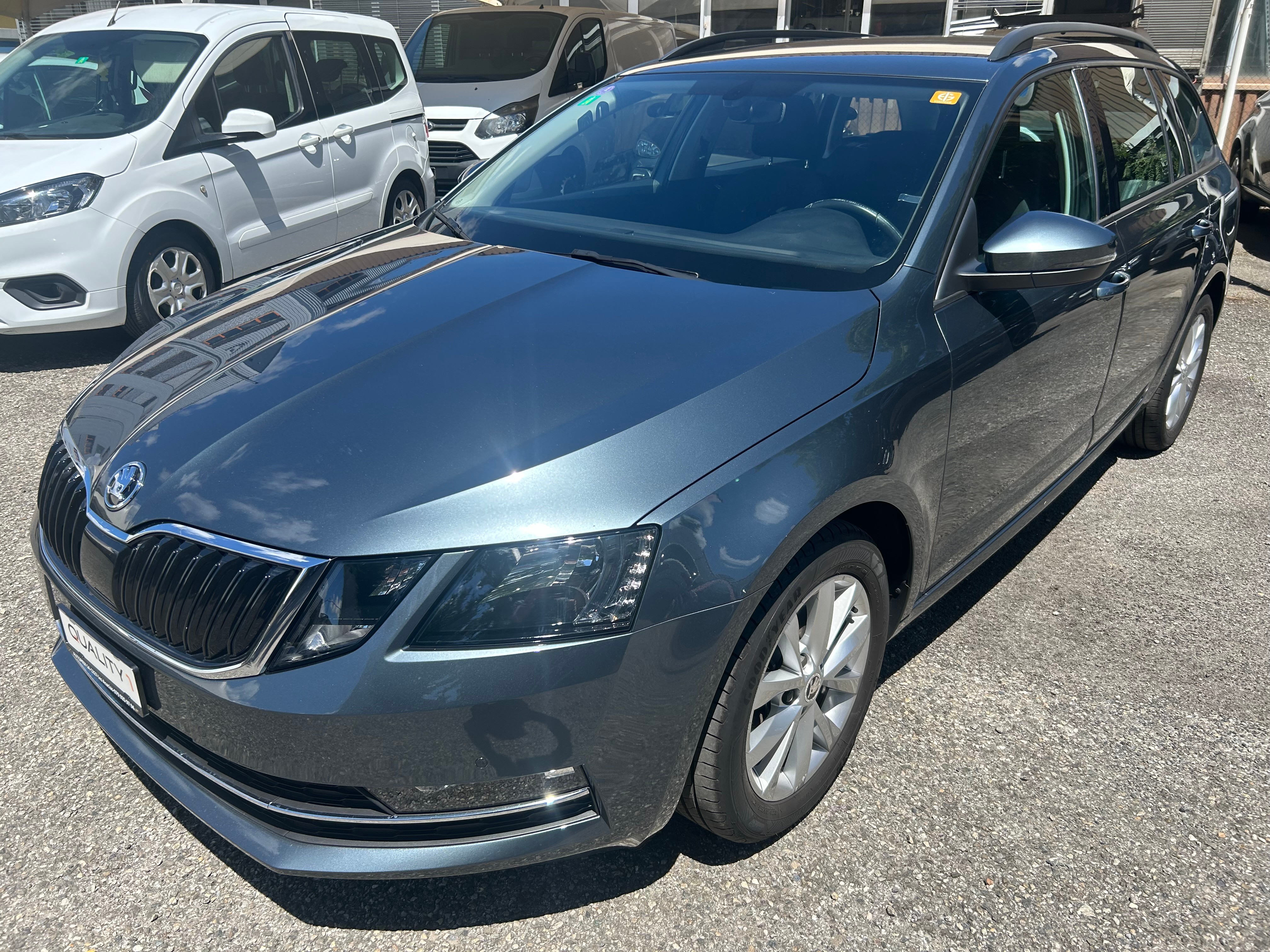 SKODA Octavia Combi 1.4 TSI Ambition DSG