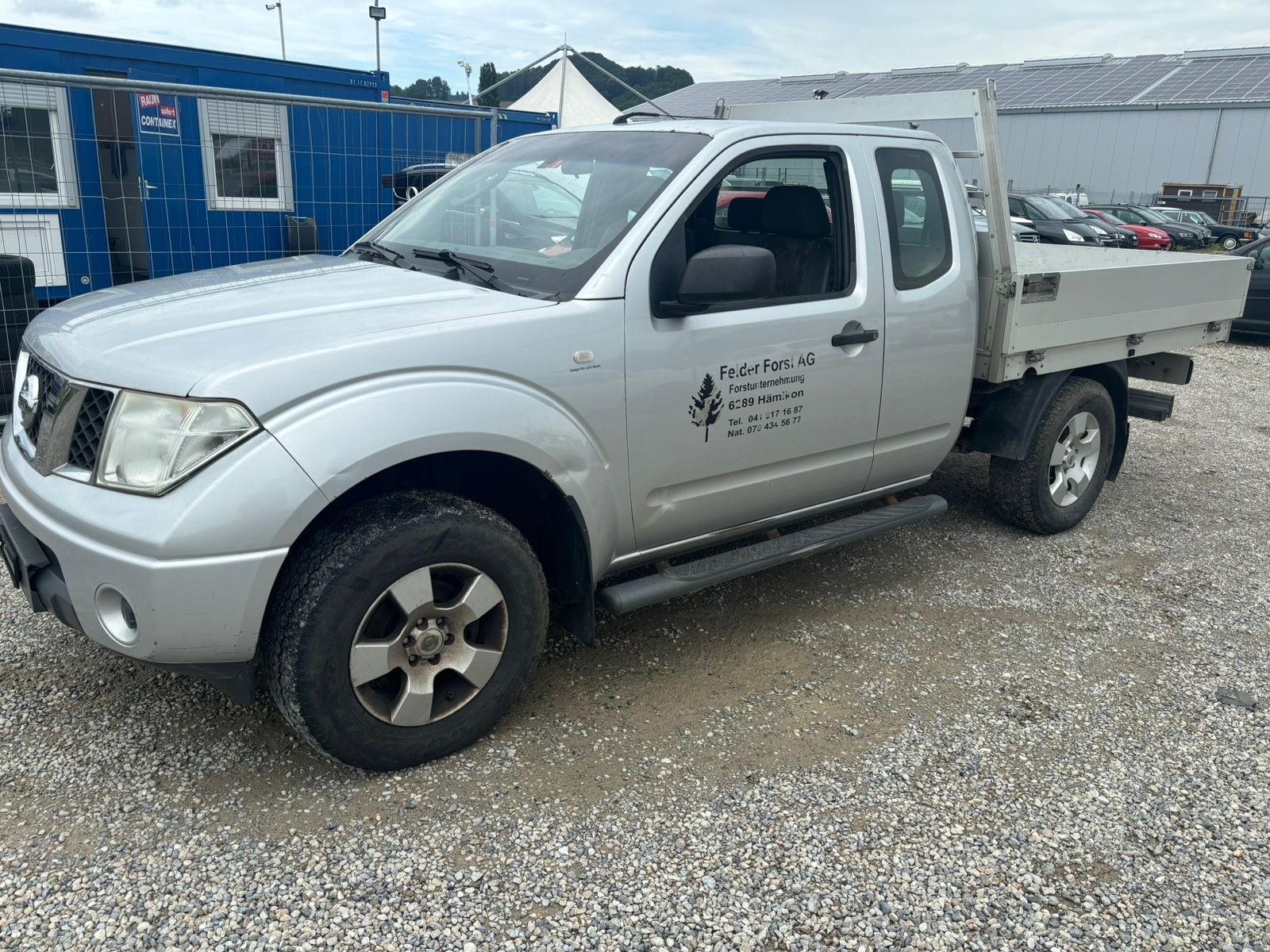 NISSAN Navara King Cab SE 2.5 dCi 4WD