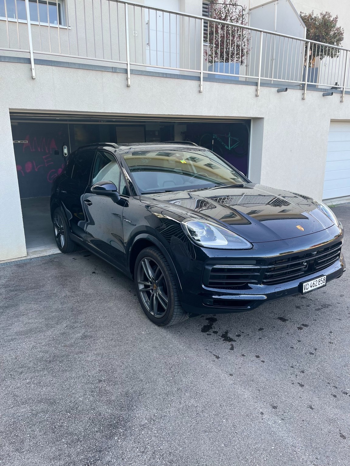 PORSCHE Cayenne E-Hybrid