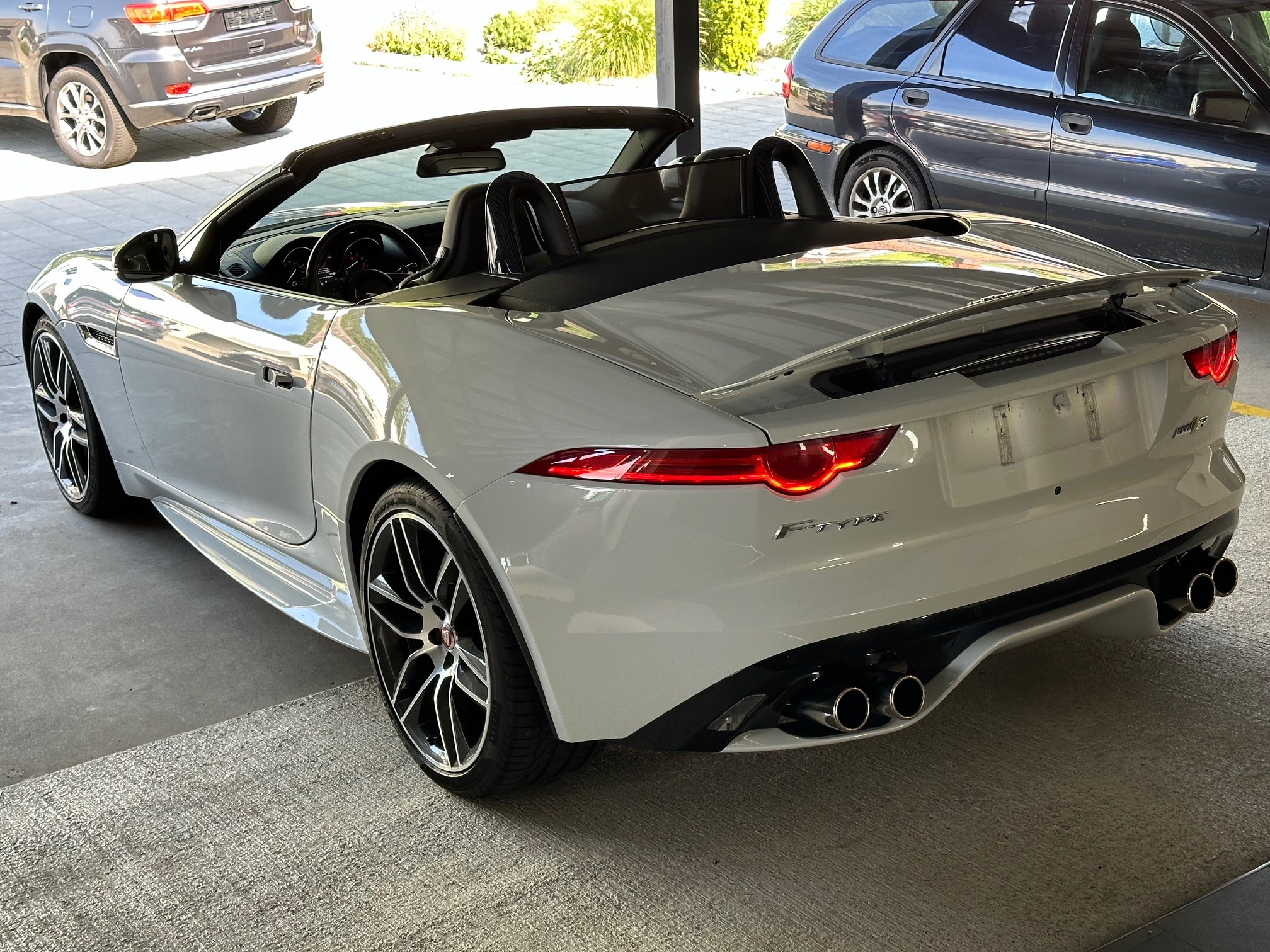 JAGUAR F-Type Convertible R 5.0 V8 S/C AWD