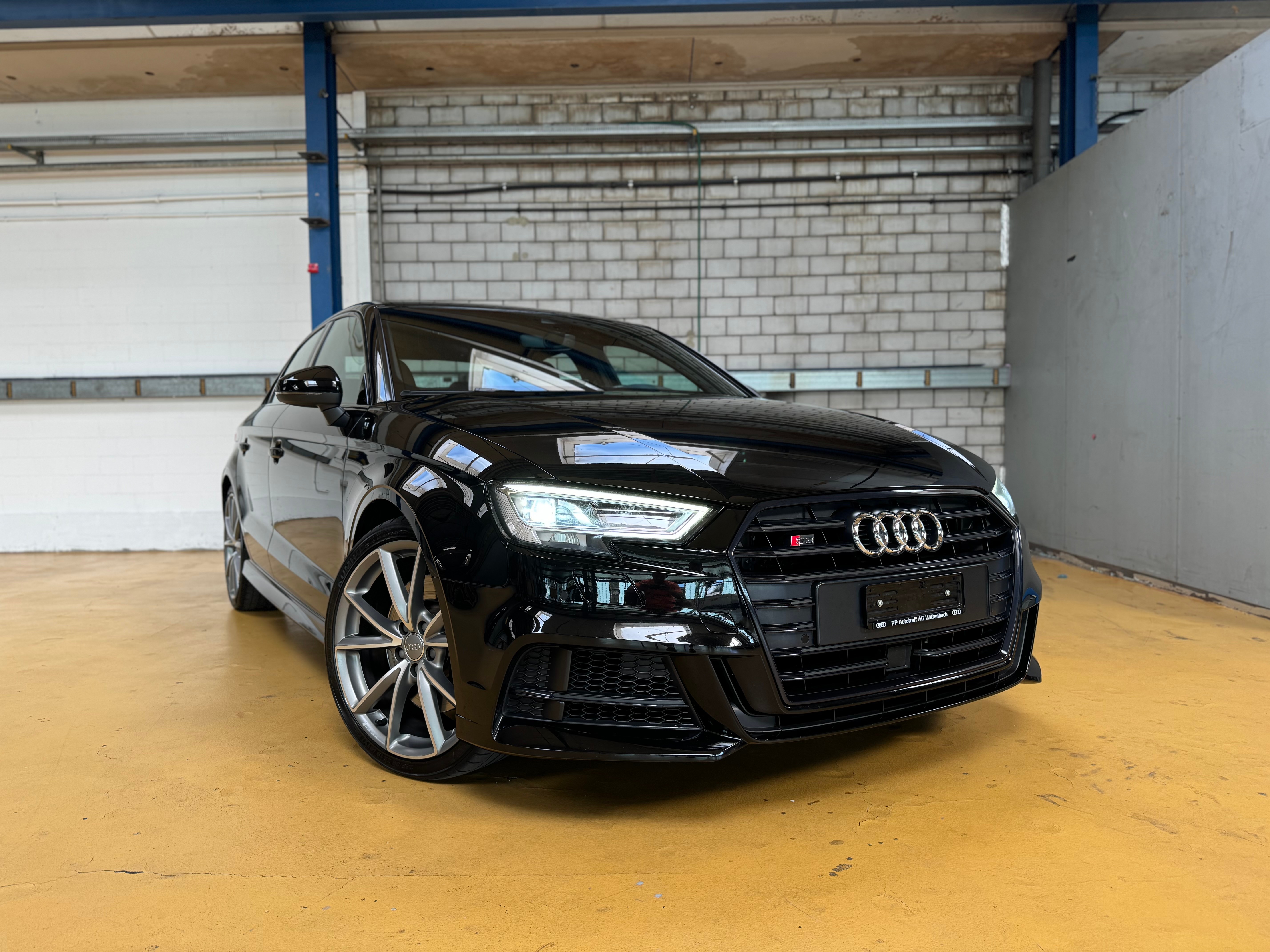 AUDI S3 Limousine 2.0 TFSI quattro S-tronic