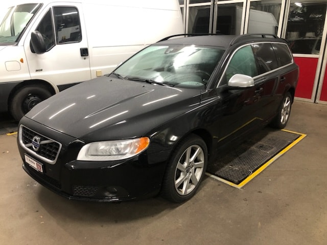 VOLVO V70 D4 AWD Summum Geartronic