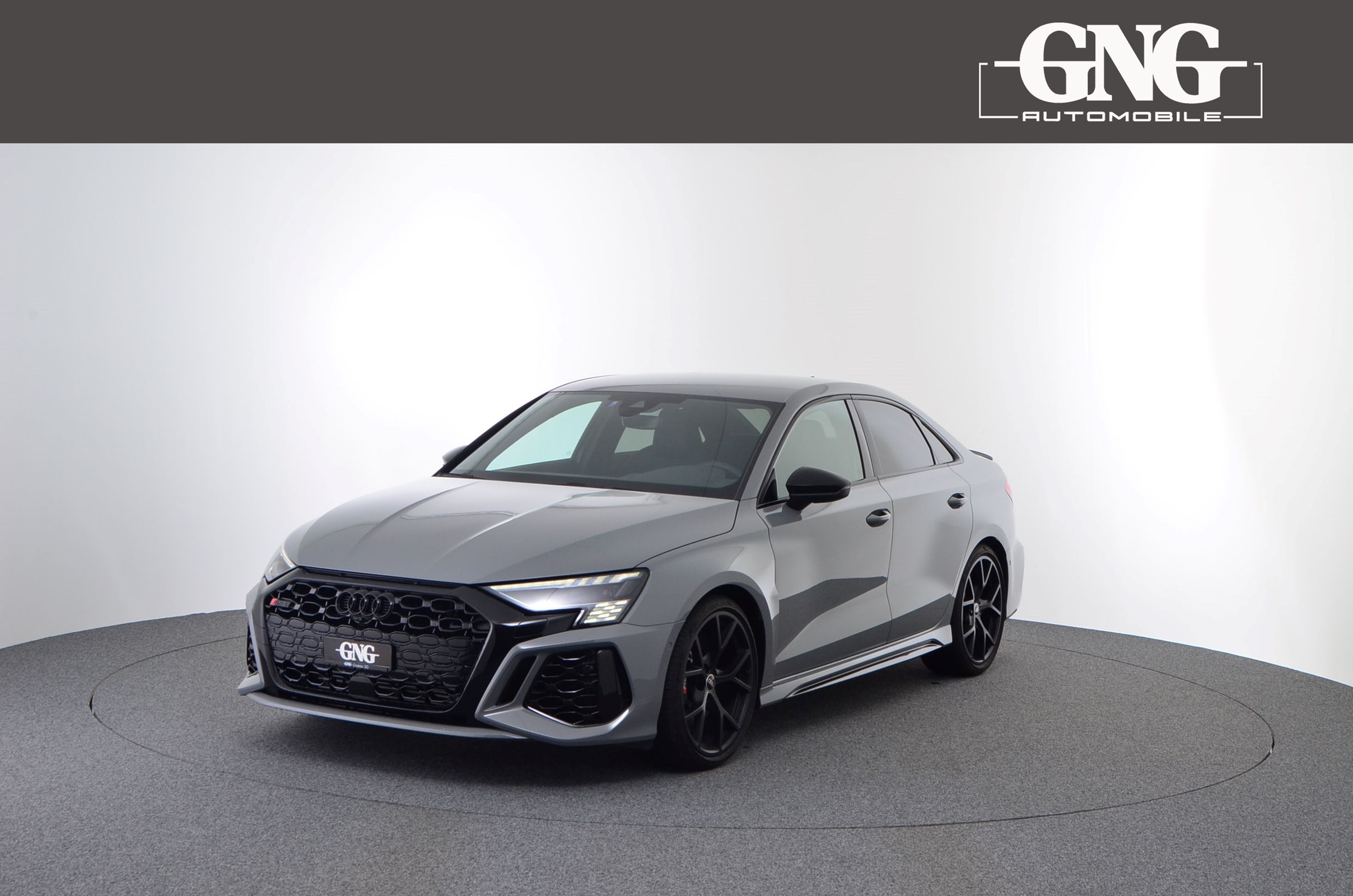 AUDI RS3 Limousine 2.5 TSI quattro S-tronic