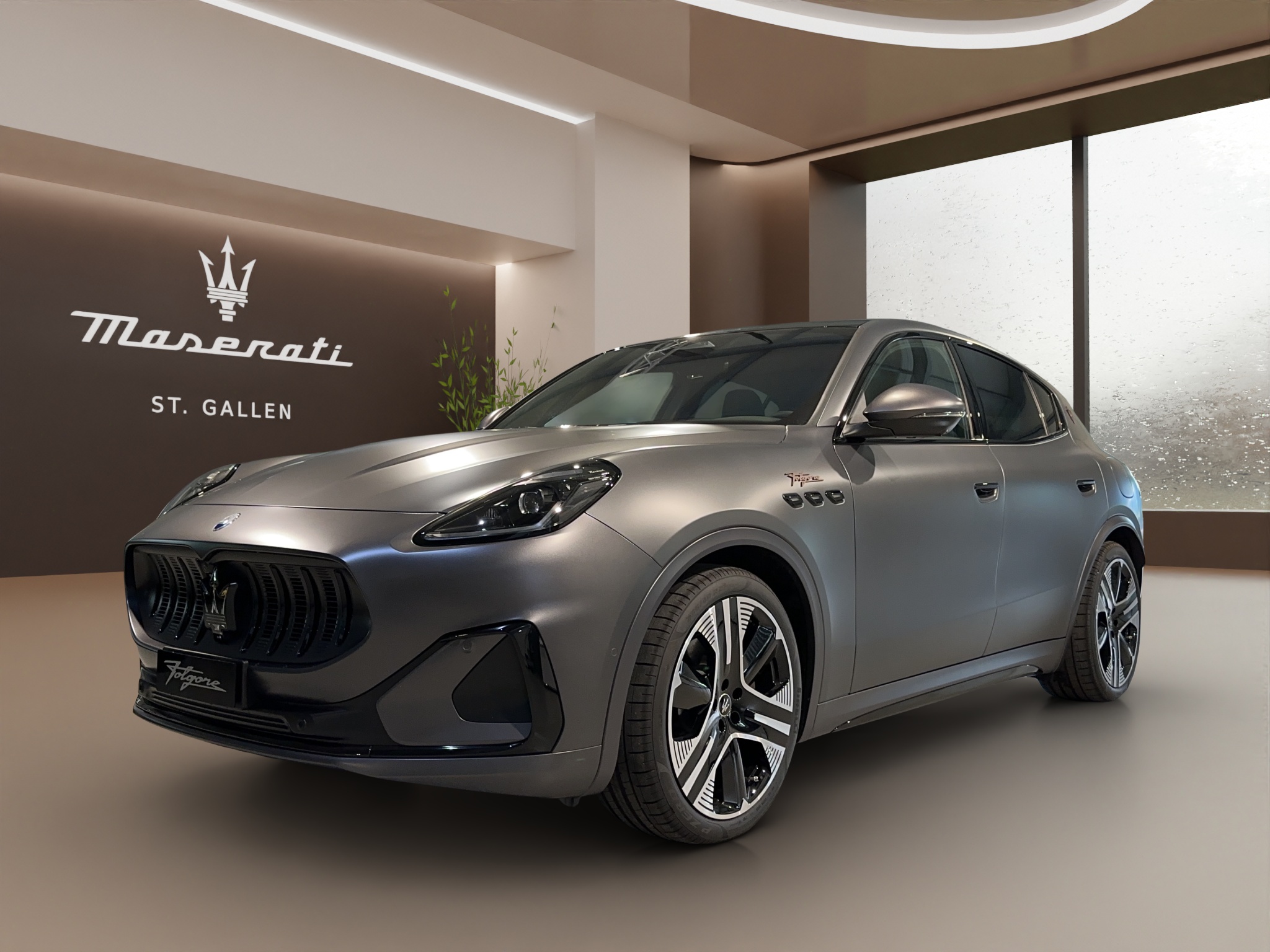 MASERATI Grecale FOLGORE Fuoriserie