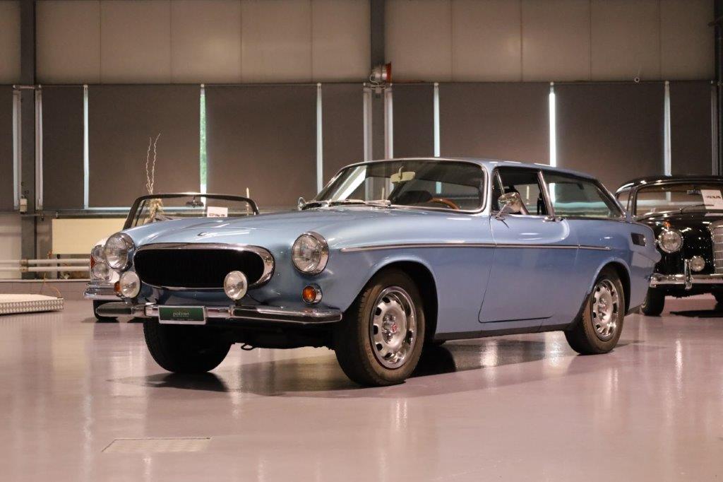 VOLVO P1800 ES