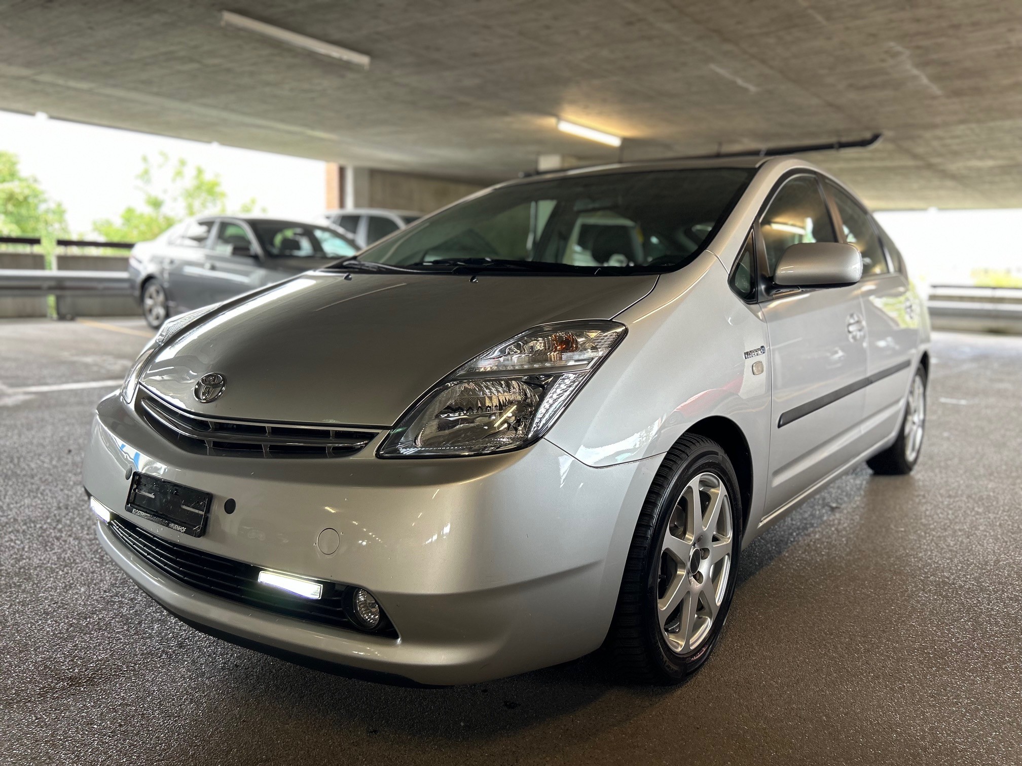 TOYOTA Prius 1.5 16V Hybrid