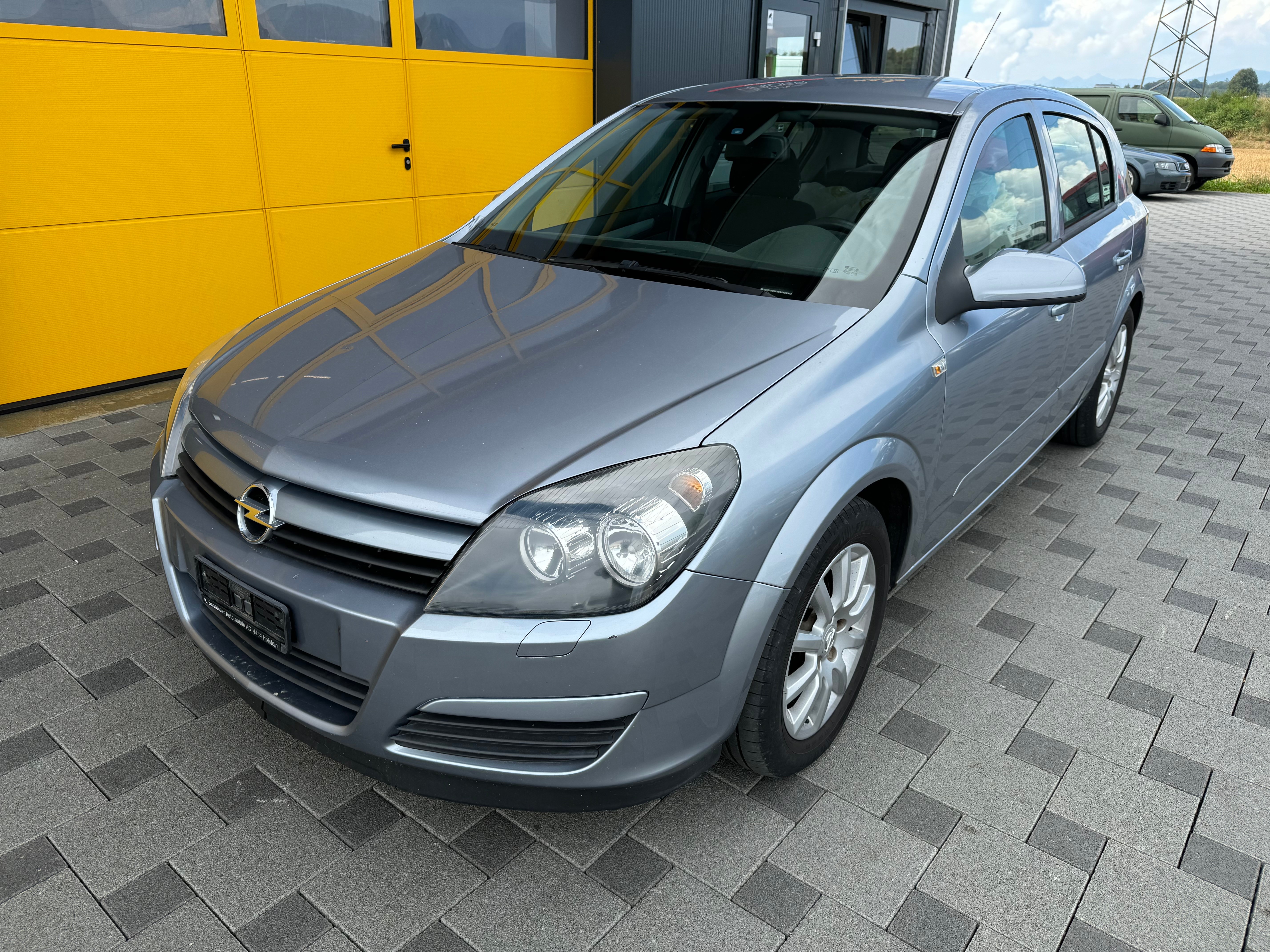 OPEL Astra 1.8i 16V Enjoy