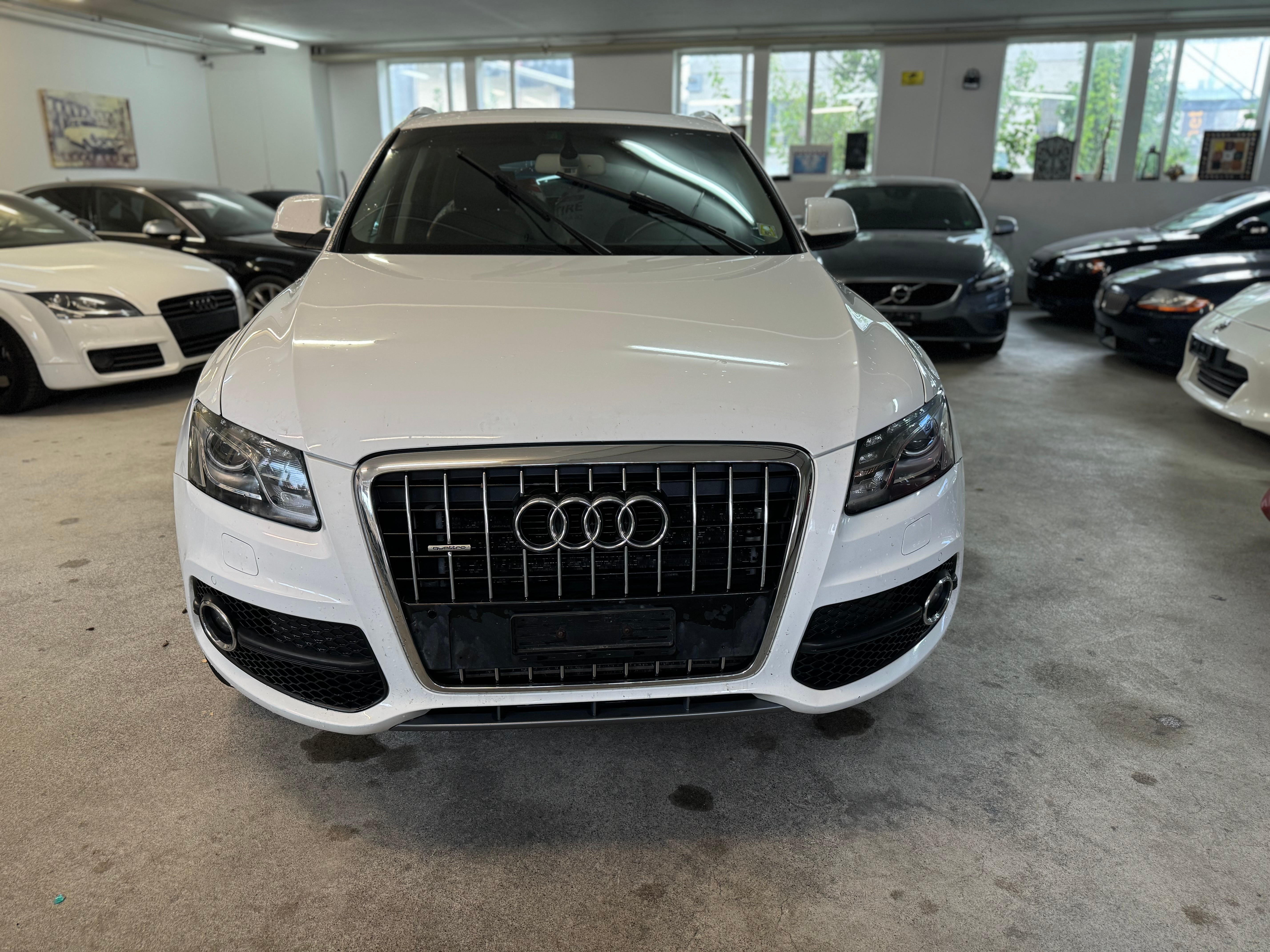 AUDI Q5 3.0 TDI quattro S-tronic