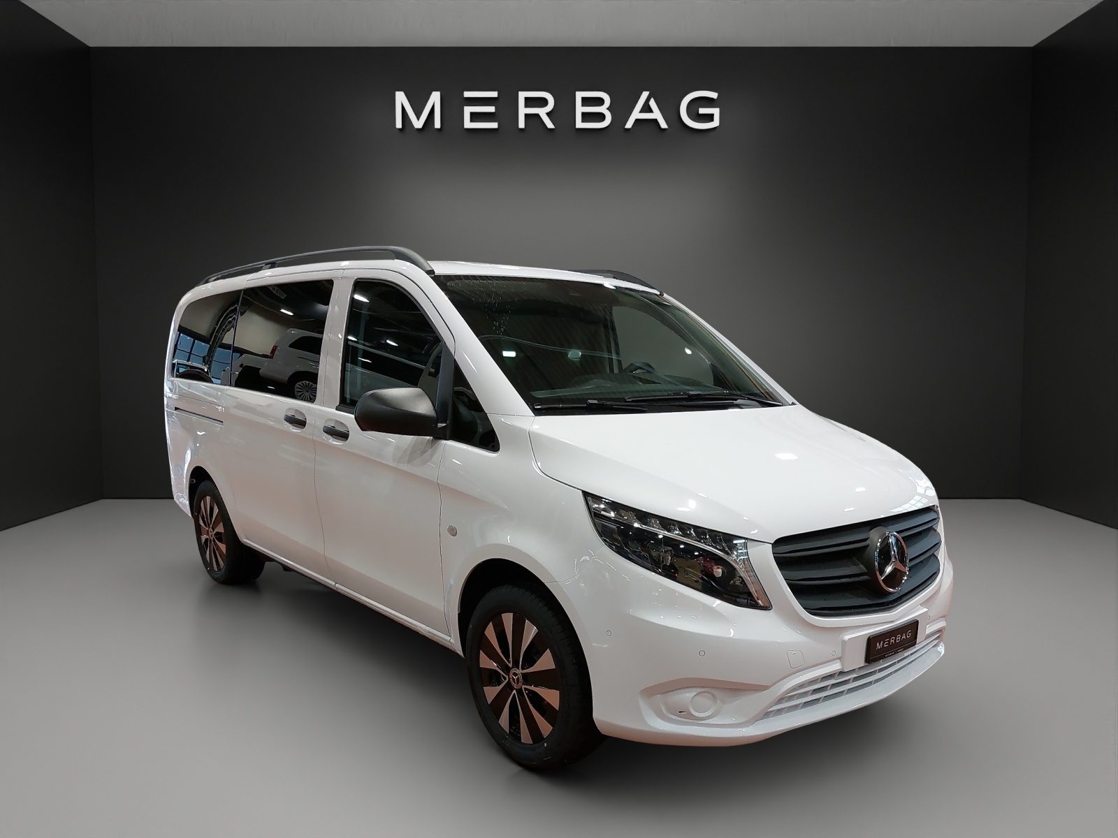 MERCEDES-BENZ Vito 119 CDI Lang Select Tourer 4Matic9G-Tronic