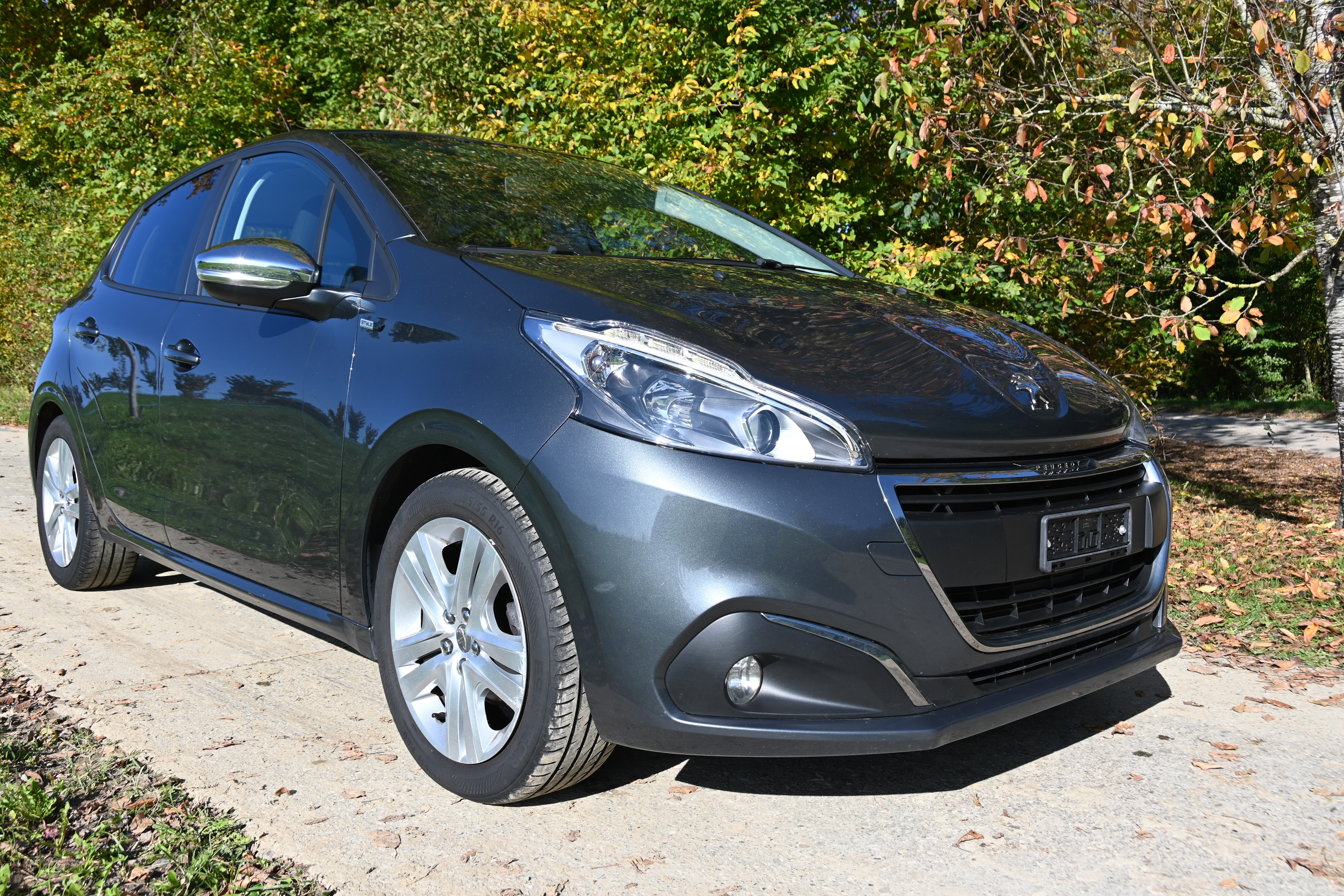 PEUGEOT 208 1.2 PureTech Allure