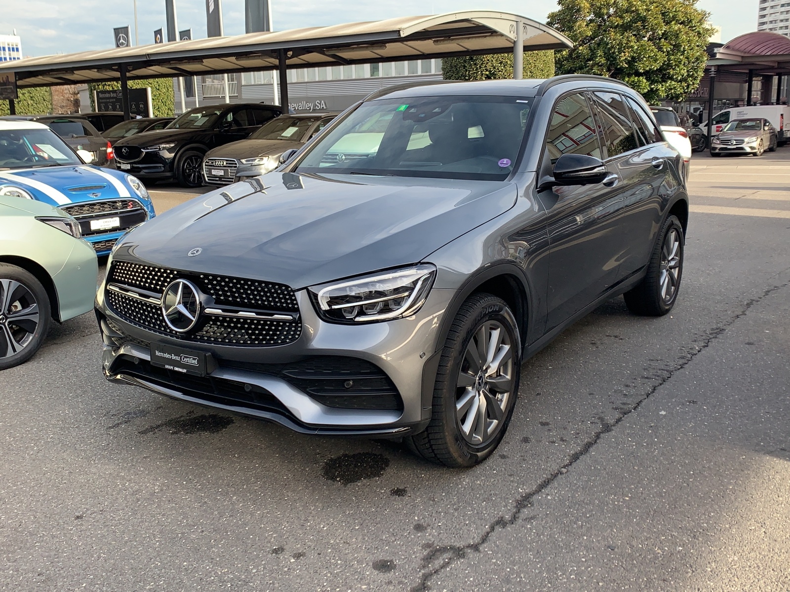 MERCEDES-BENZ GLC 300 e AMG Line 4Matic