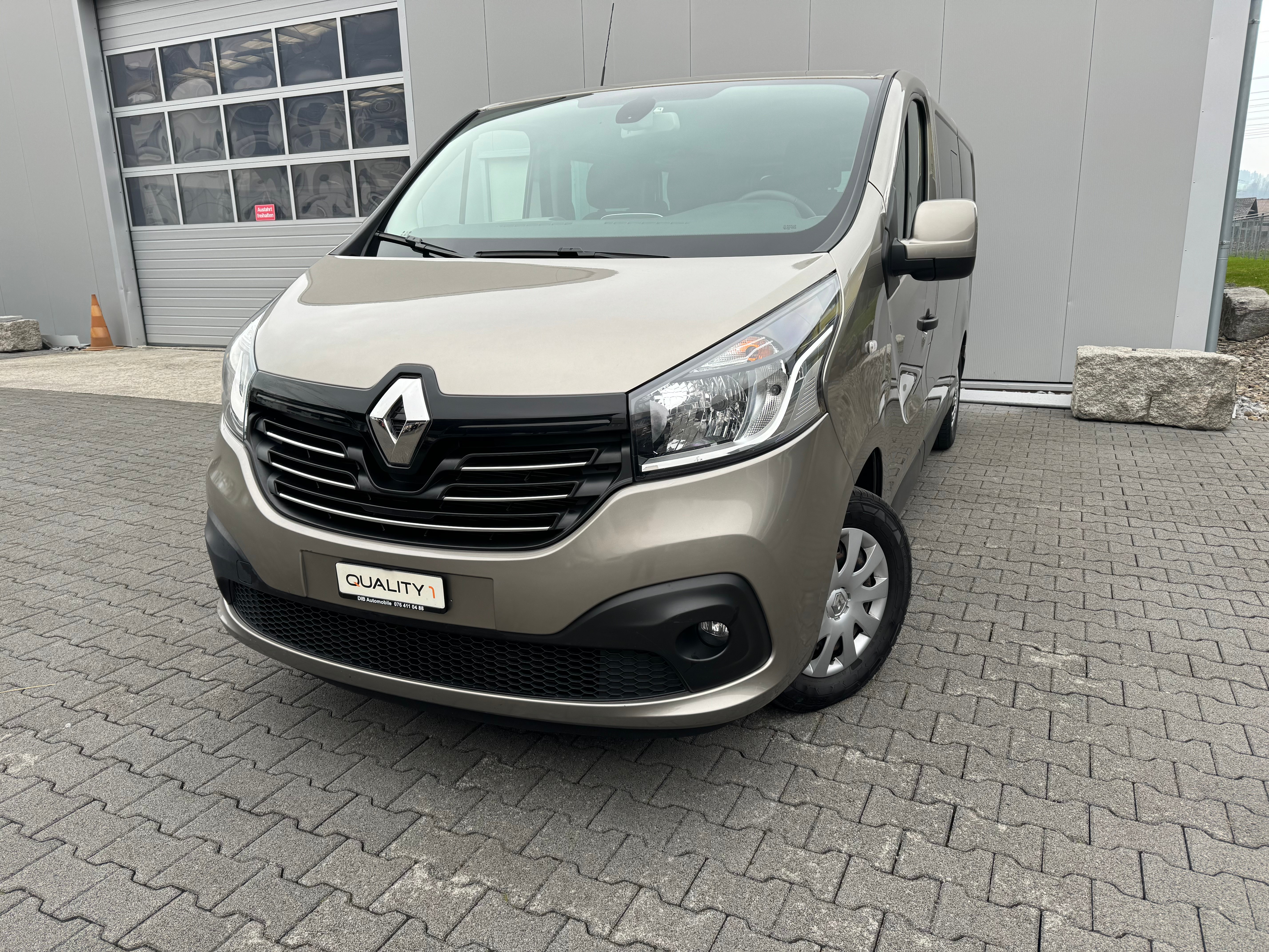 RENAULT Trafic ENERGY dCi 145 Grand Passenger Dynamique*9-PLÄTZER*KLIMA*AHK 2000 KG*