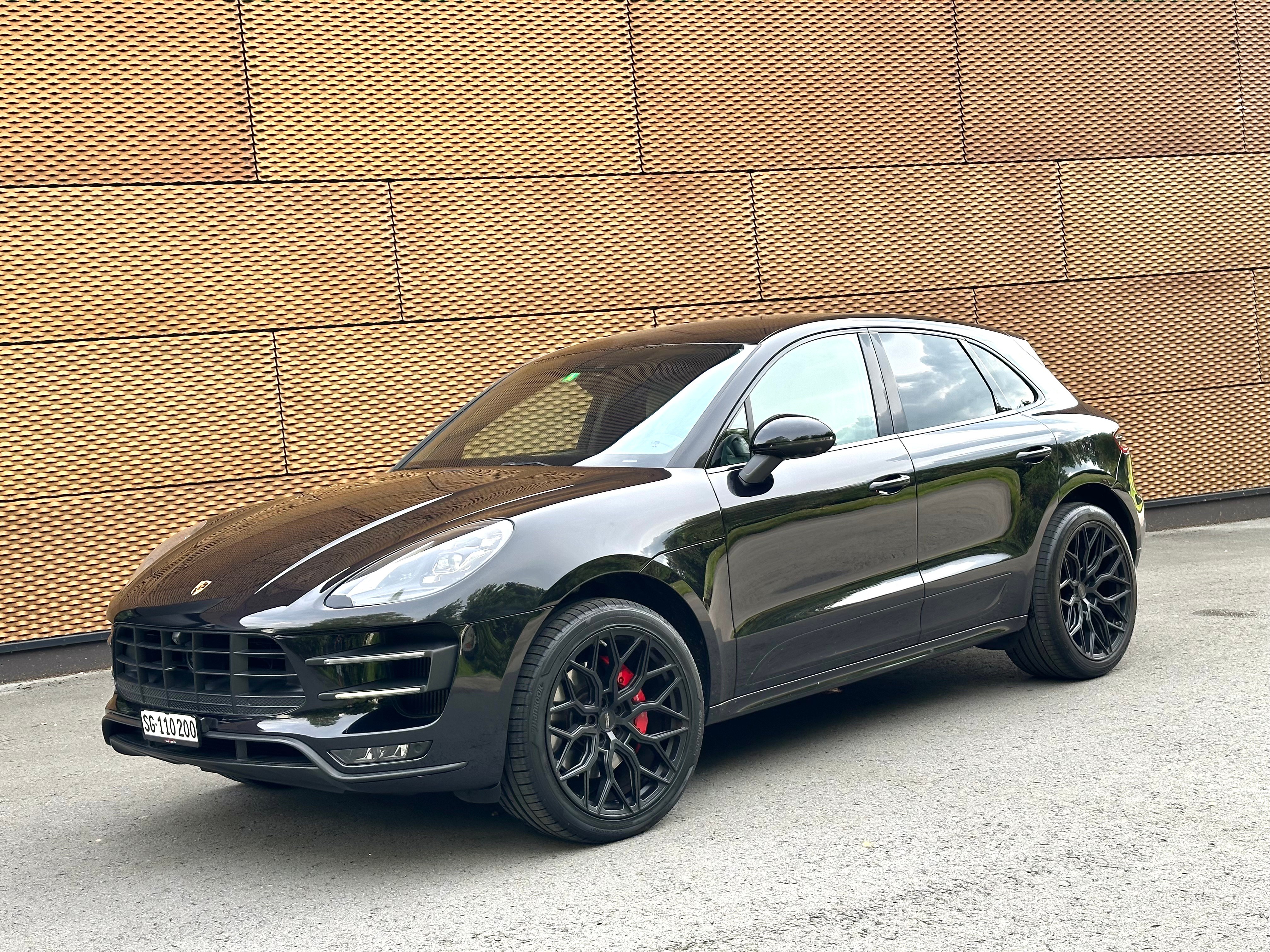 PORSCHE Macan Turbo PDK