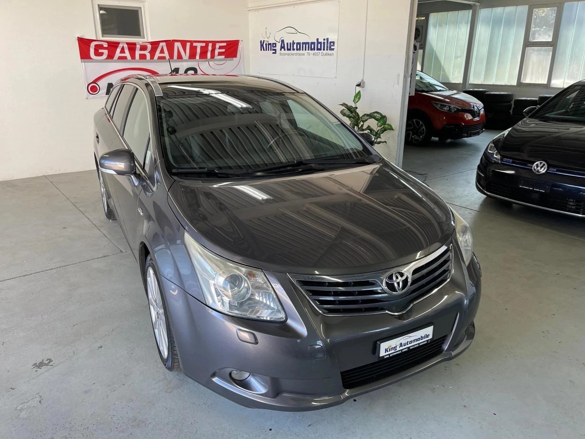 TOYOTA Avensis Sportswagon 2.2D-CAT Linea Sol Premium