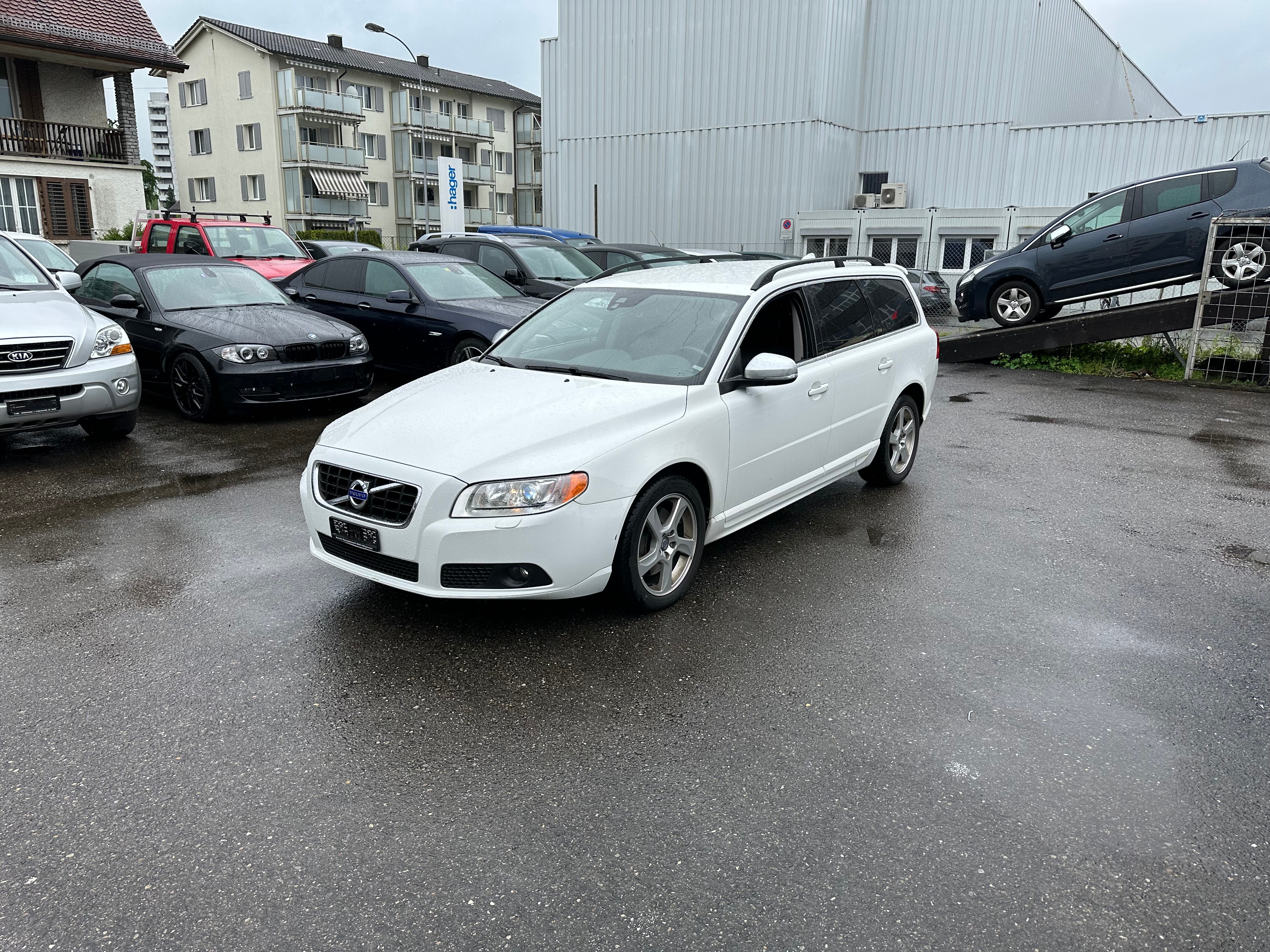 VOLVO V70 D4 AWD Momentum Geartronic