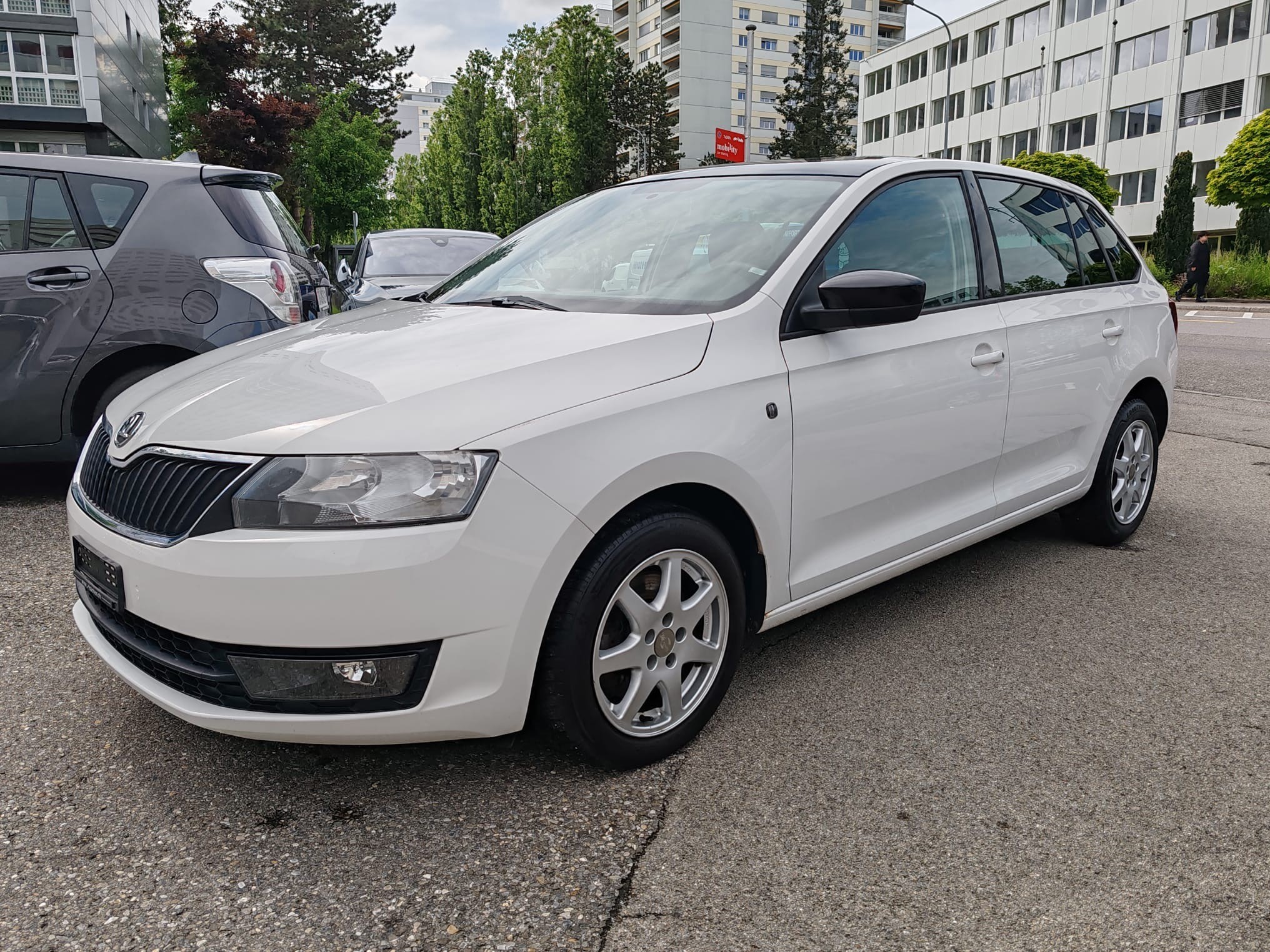 SKODA Rapid Spaceback 1.2 TSI Active