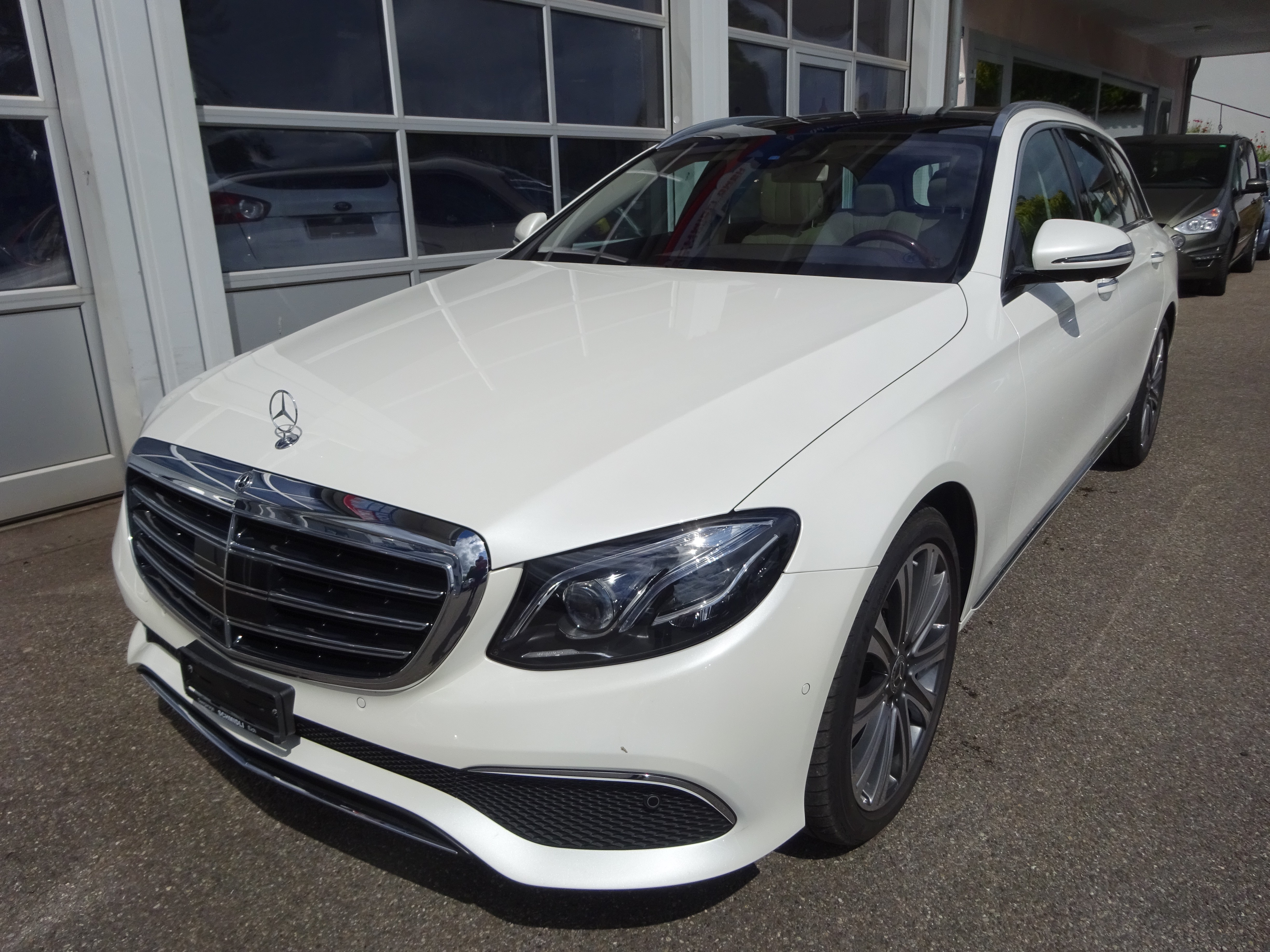 MERCEDES-BENZ E 400 Exclusive 4 Matic 9G-Tronic