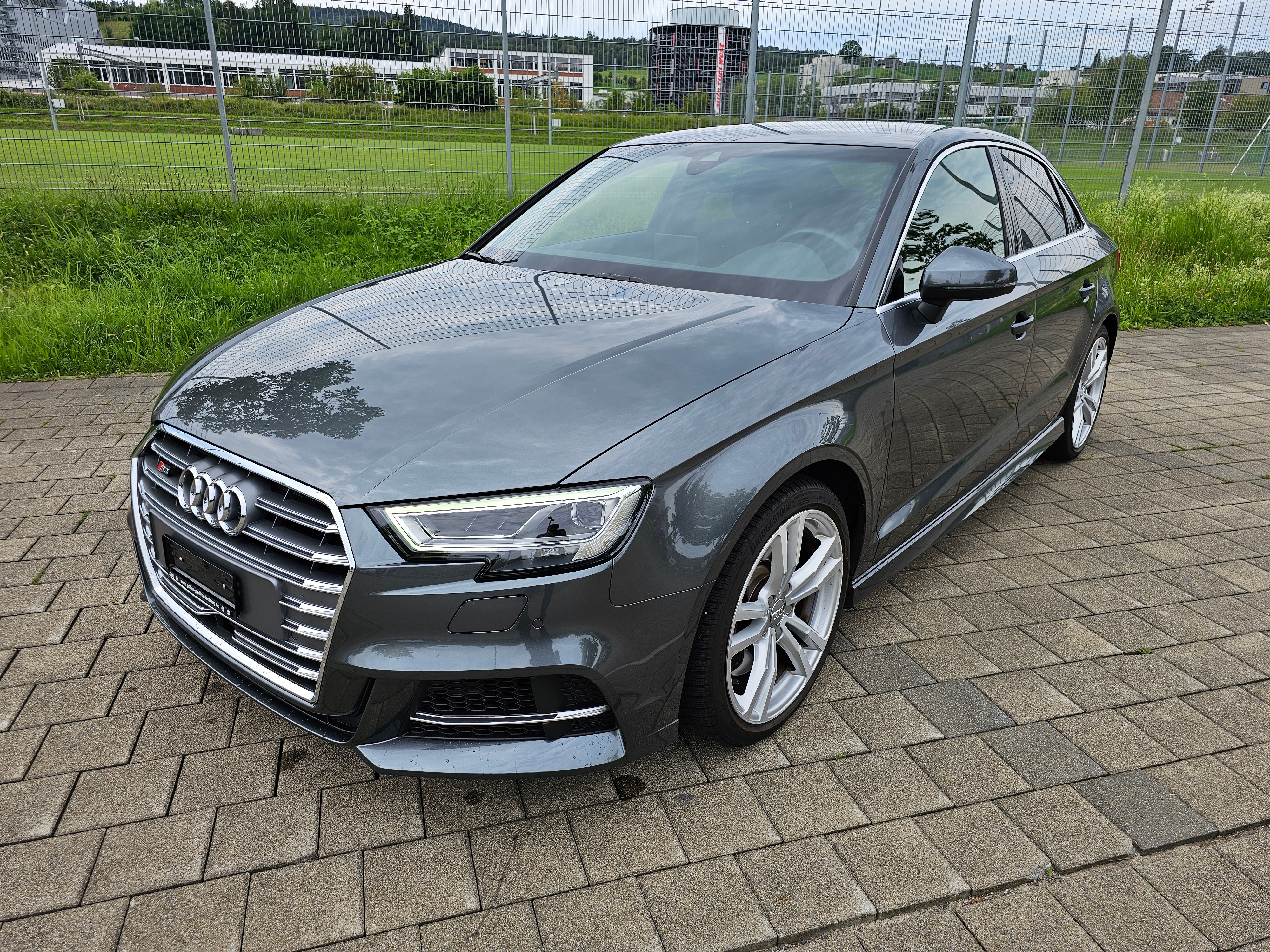 AUDI S3 Limousine 2.0 TFSI quattro S-tronic