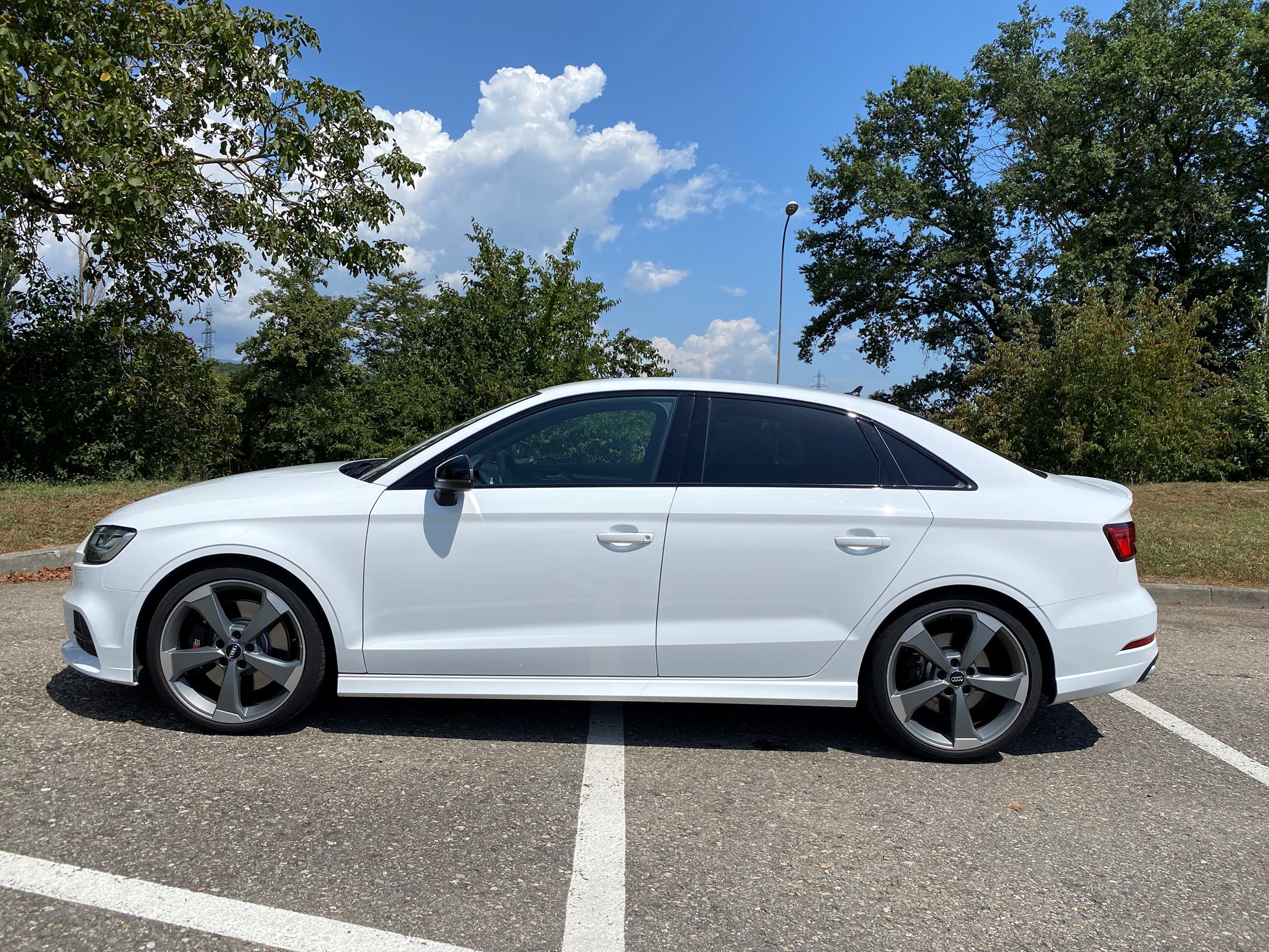 AUDI S3 Limousine 2.0 TFSI quattro S-tronic