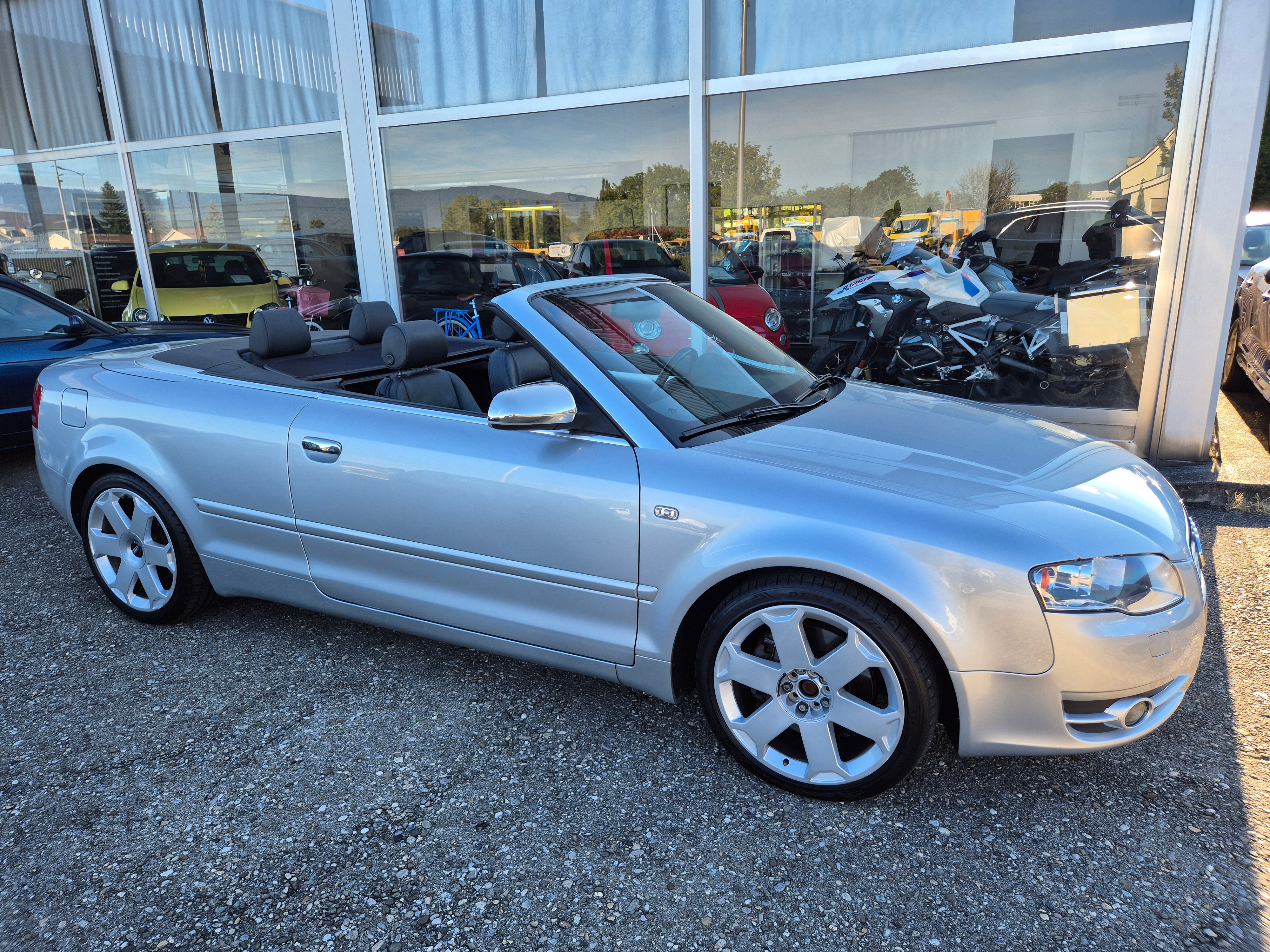 AUDI A4 Cabriolet 3.2 FSI multitronic