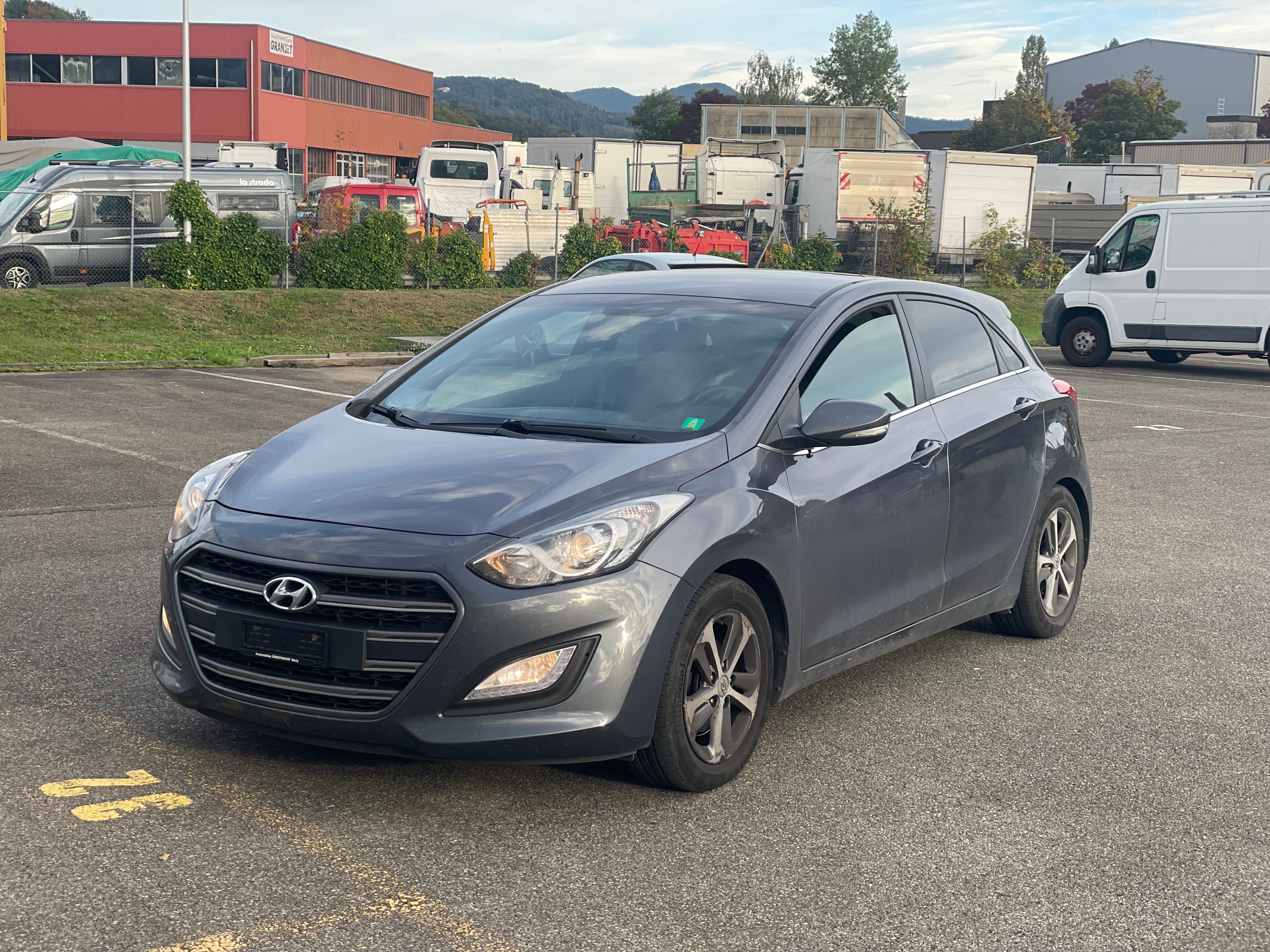 HYUNDAI i30 1.6 CRDi Plena Automatic DCT