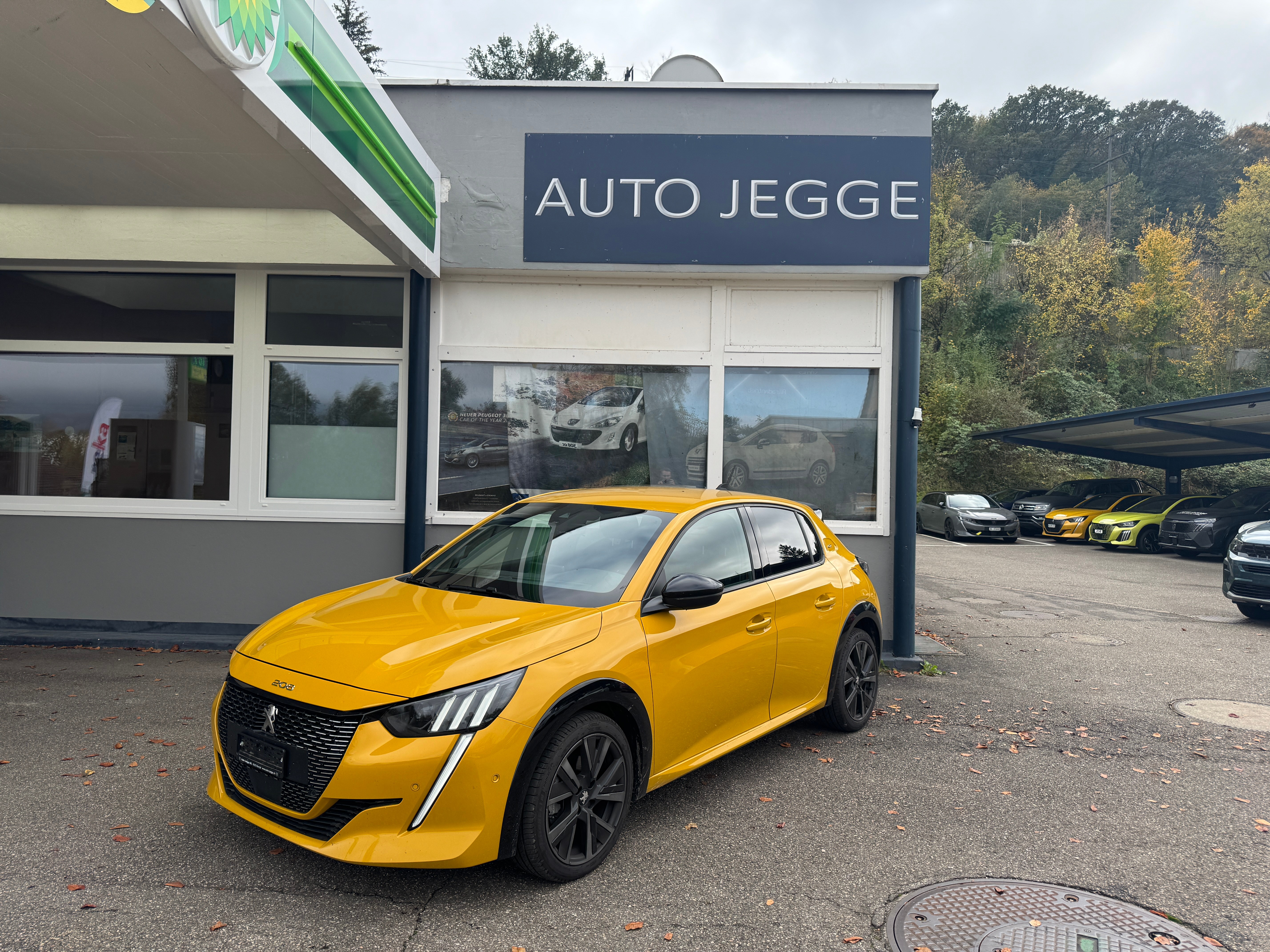 PEUGEOT 208 1.2 PureTech GT EAT8