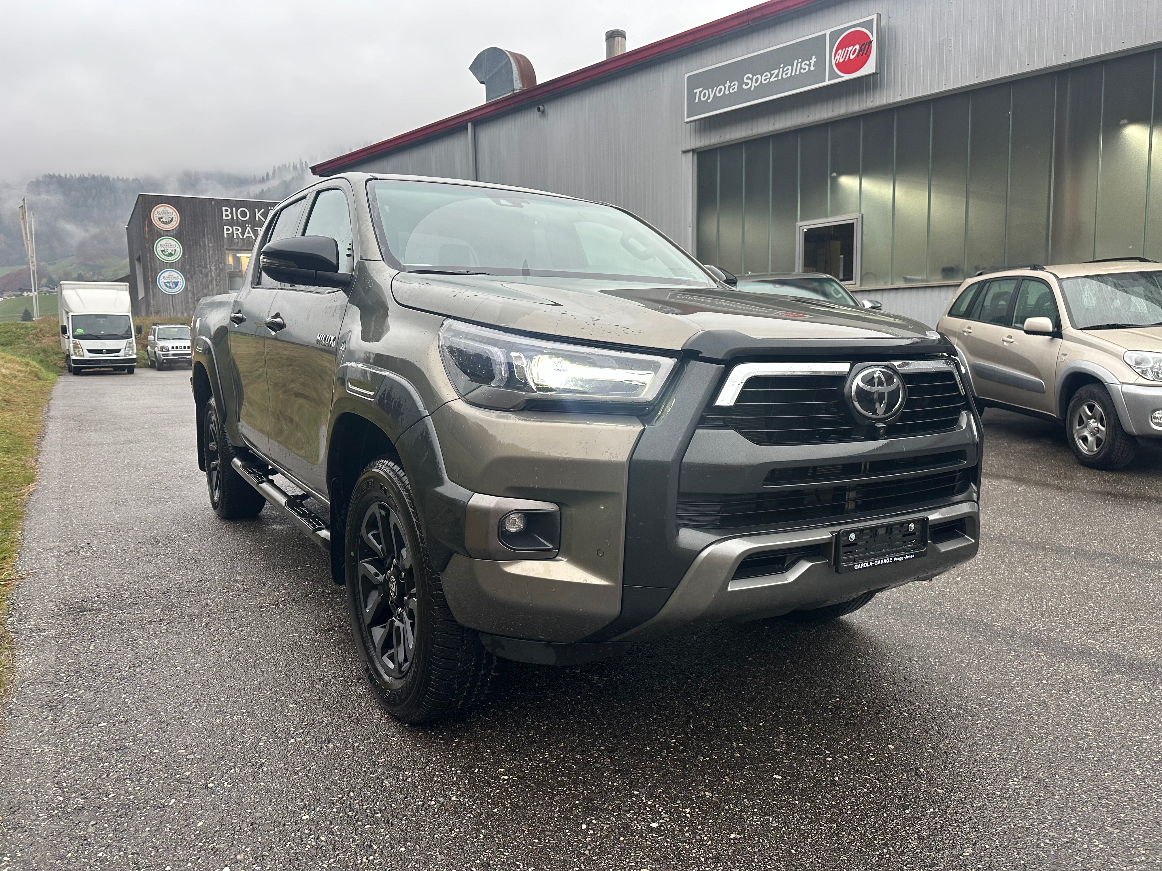 TOYOTA Hilux 2.8D-4D Invincible Double Cab 4x4 A