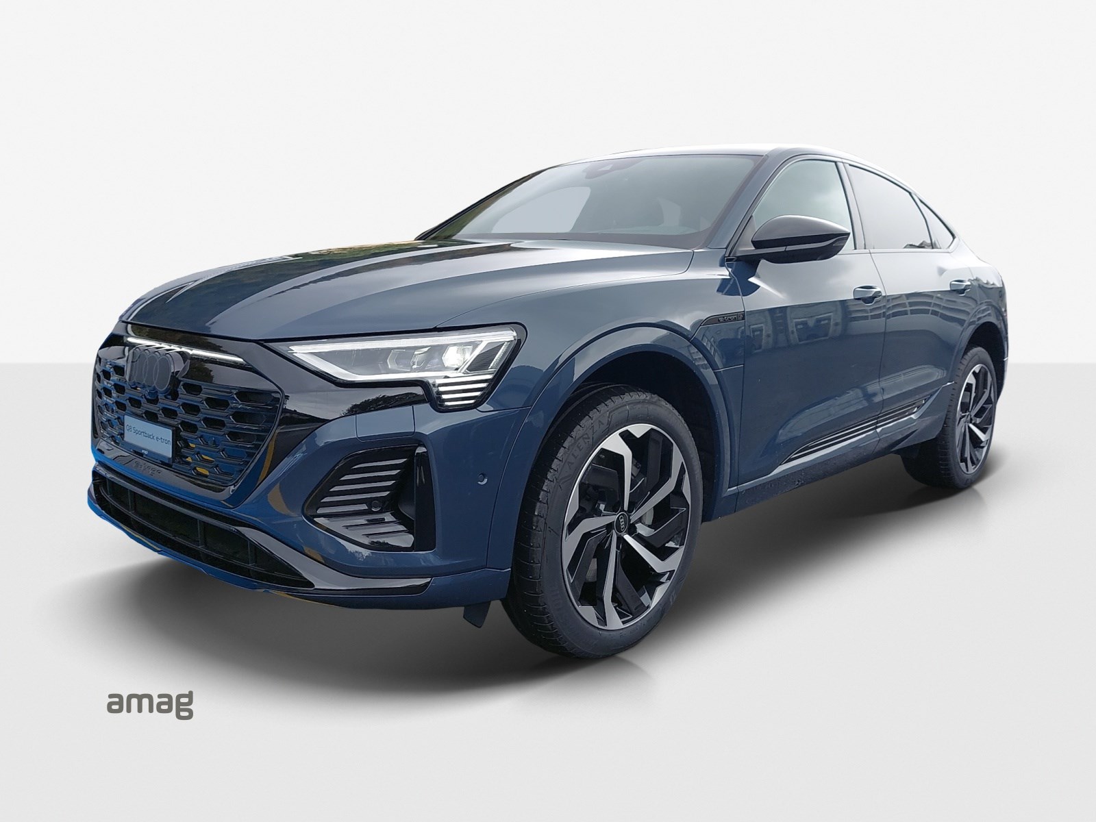 AUDI Q8 Sportback 55 e-tron S line quattro